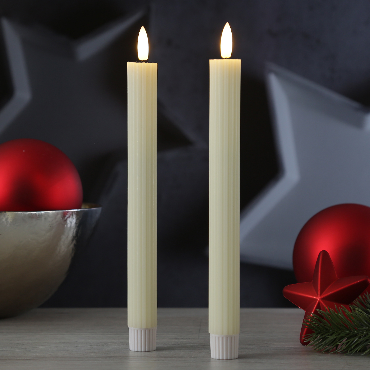 LED Stabkerzen LIV - gerillt - Echtwachs - flackernd - H: 25cm - Timer - creme - 2er Set LED Stabkerzen LIV - gerillt - Echtwachs - flackernd - H: 25cm - Timer - creme - 2er Set