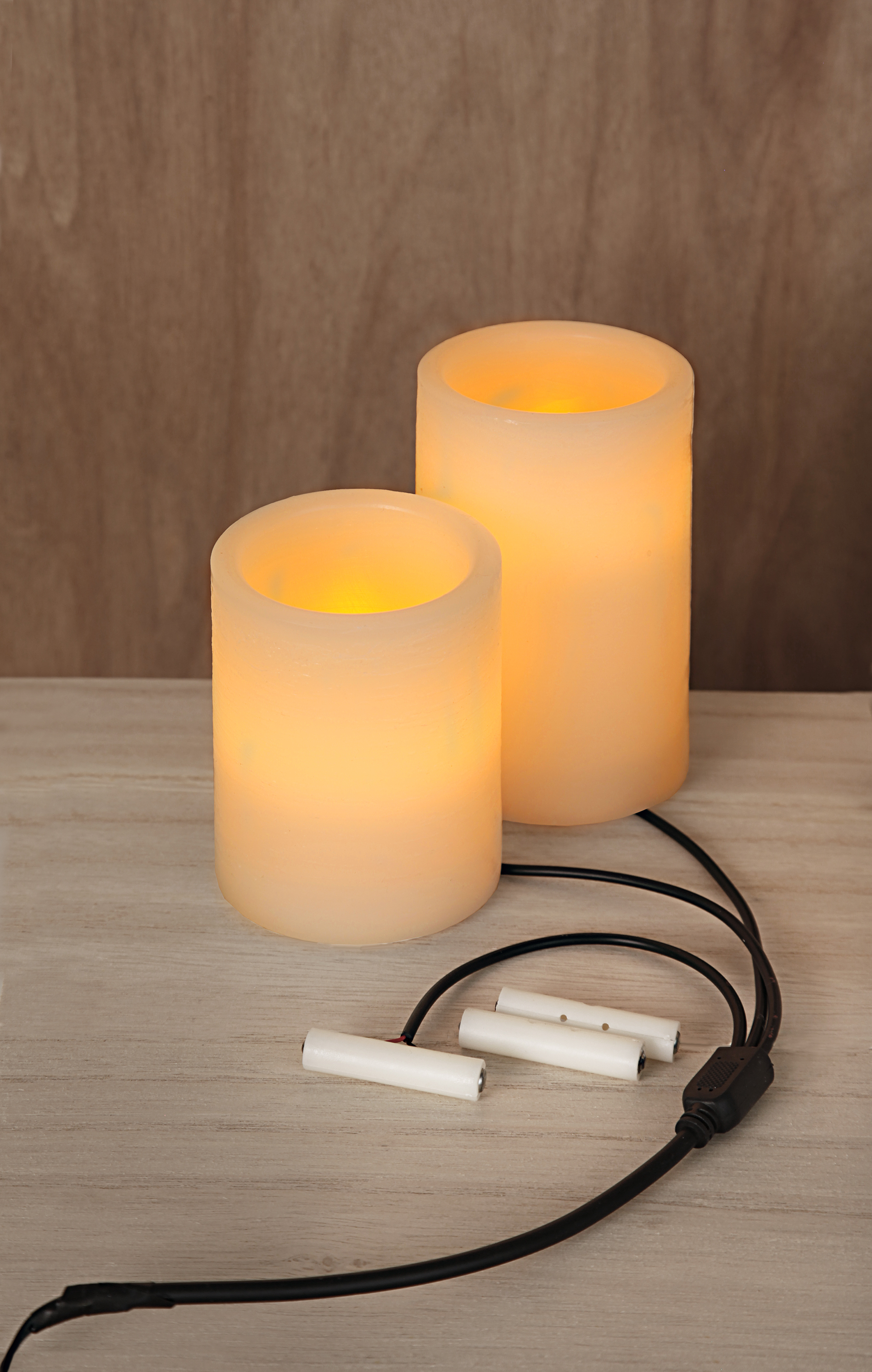 Stromadapter für Batterieartikel(3xAAA) - Batterie Eliminator - Ersetzt 3 x 3 Microbatterien Stromadapter für Batterieartikel(3xAAA) - Batterie Eliminator - Ersetzt 3 x 3 Microbatterien