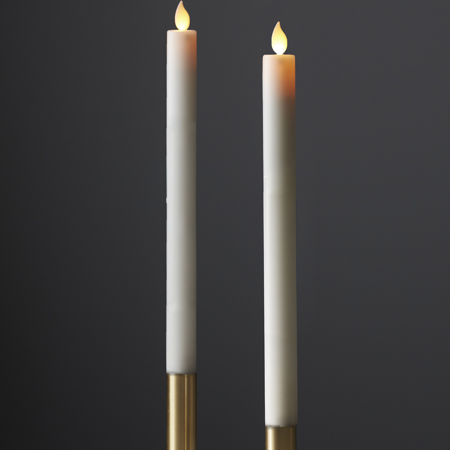LED Stabkerze M-Twinkle - Echtwachs - mechanische Flamme - H: 24cm - Timer - weiß - 2er Set LED Stabkerze M-Twinkle - Echtwachs - mechanische Flamme - H: 24cm - Timer - weiß - 2er Set