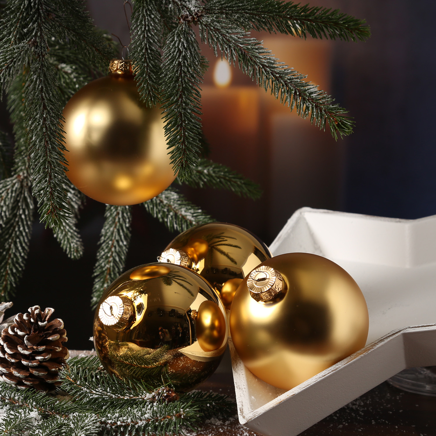 Christbaumkugel - Weihnachtsbaumkugel - bruchfest - D: 10cm - glänzend und matt - gold - 4er Set Christbaumkugel - Weihnachtsbaumkugel - bruchfest - D: 10cm - glänzend und matt - gold - 4er Set