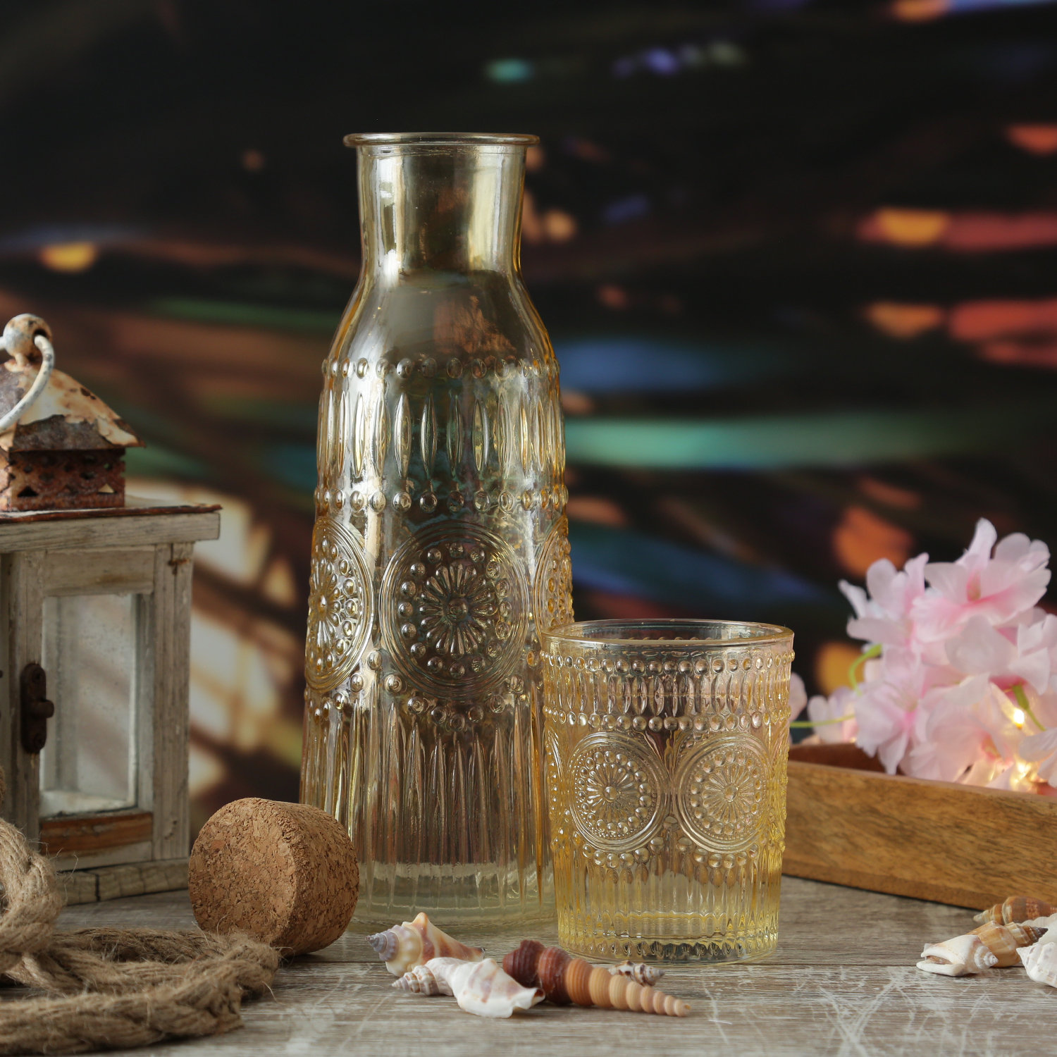 Karaffe Vintage mit Blumenmuster - Glaskaraffe - Kanne mit Korkendeckel - Boho Stil - 1l - gelb