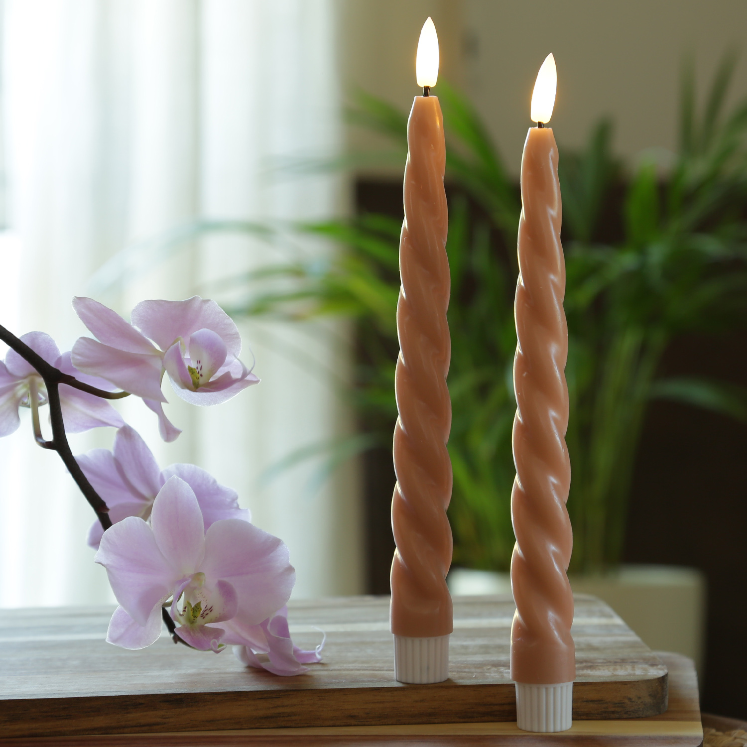 LED Stabkerzen TWIST - Echtwachs - flackernde 3D Flamme - H: 25cm - Timer - altrosa - 2er Set LED Stabkerzen TWIST - Echtwachs - flackernde 3D Flamme - H: 25cm - Timer - altrosa - 2er Set