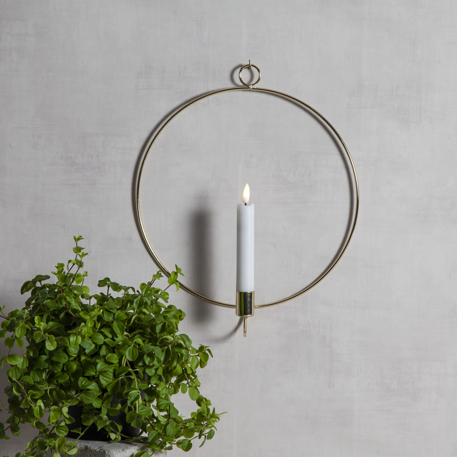Dekoring mit LED Kerze Flamme - warmweiße LED - mit Wandöse - D: 28cm - Timer - Batterie - gold Dekoring mit LED Kerze Flamme - warmweiße LED - mit Wandöse - D: 28cm - Timer - Batterie - gold
