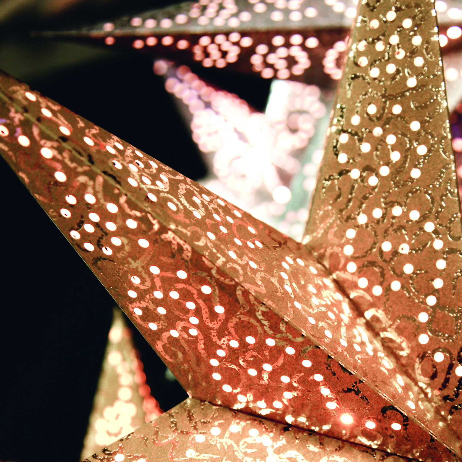 Papierstern Antique - hängend - 7-zackig - D: 60cm - E14 Fassung - inkl. Kabel - gold Papierstern Antique - hängend - 7-zackig - D: 60cm - E14 Fassung - inkl. Kabel - gold