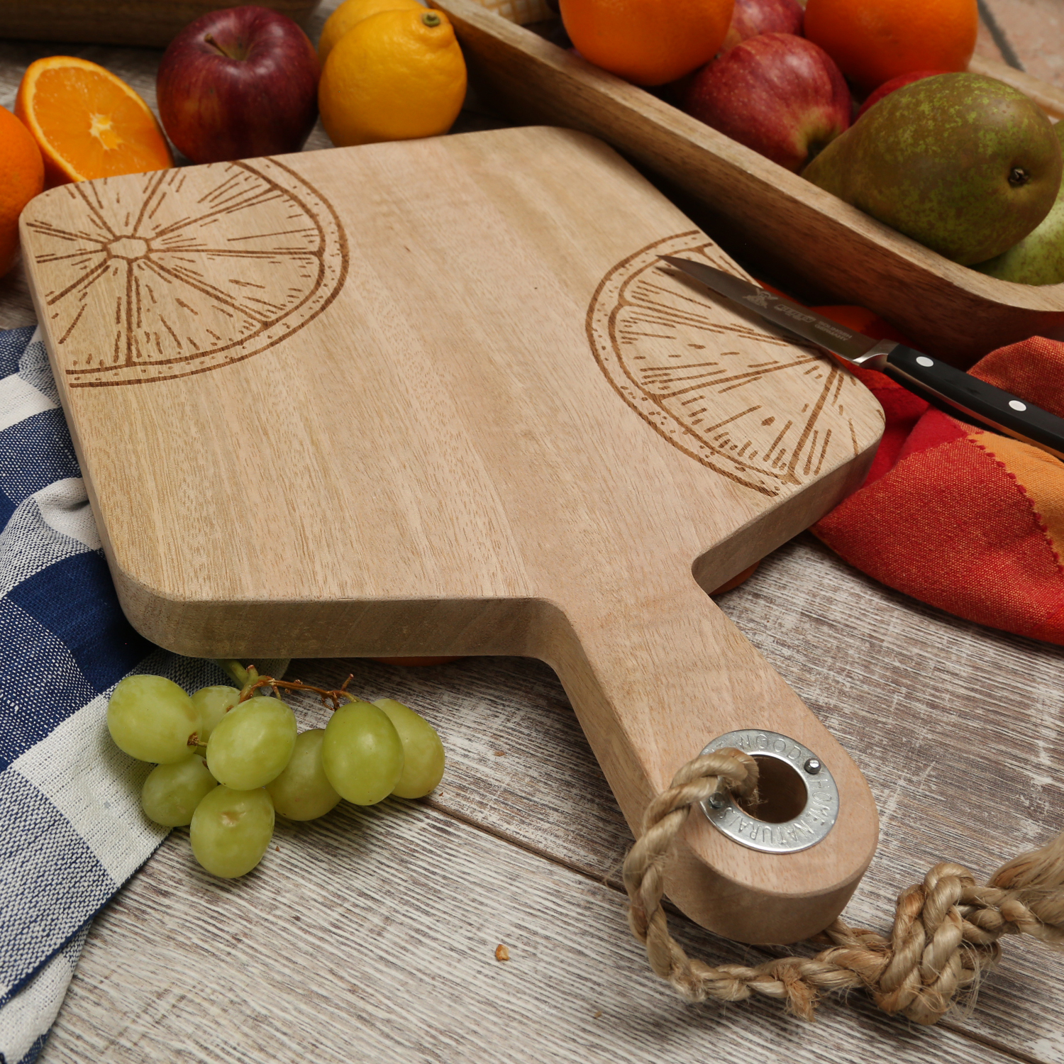 Schneidebrett - Vesperbrett - Mangoholz - Kordel - L: 38cm - Zitronenmotiv halbiert - natur