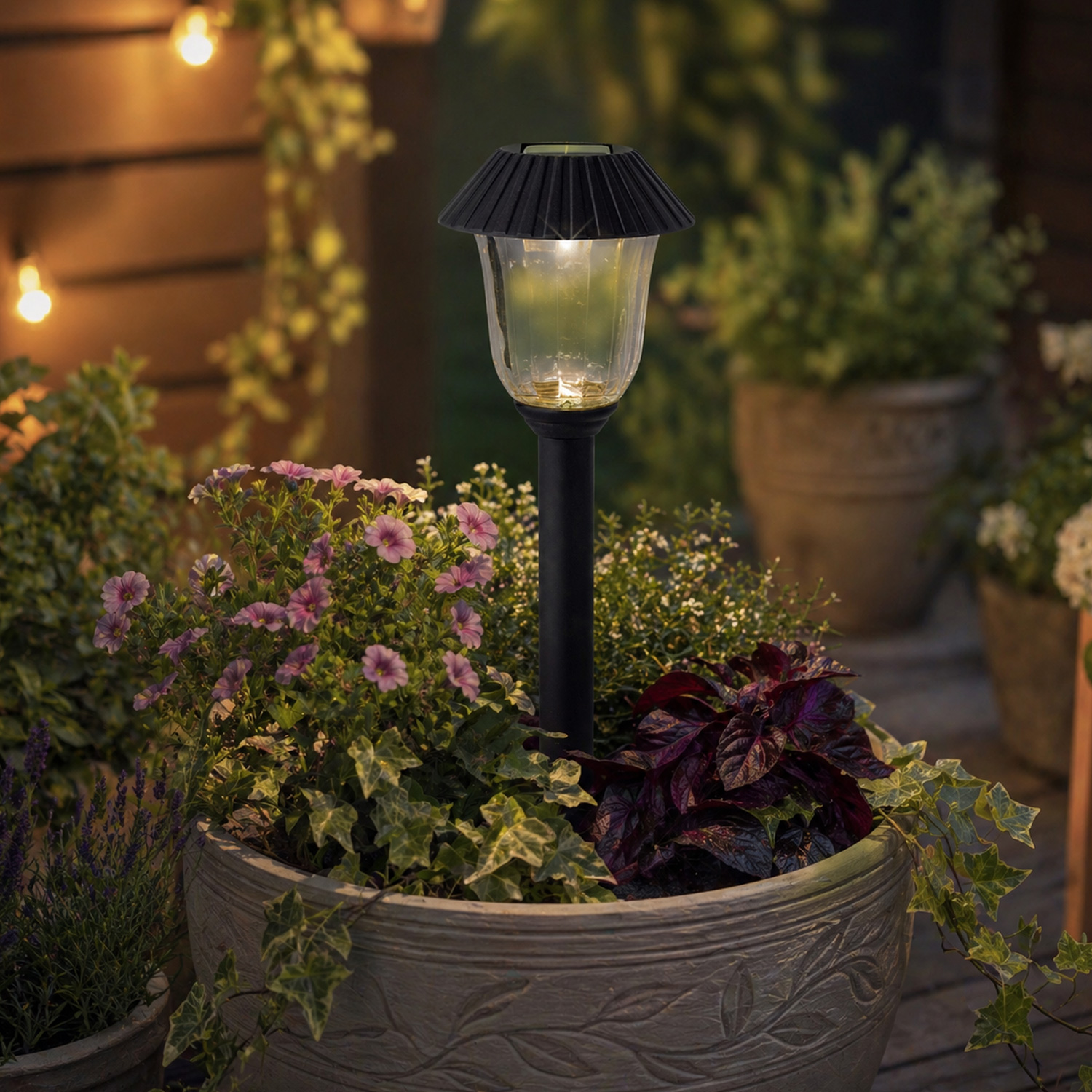 LED Solar Wegleuchten - Gartenleuchten mit Erdspieß - H: 31,5cm - Lichtsensor - 4er Set