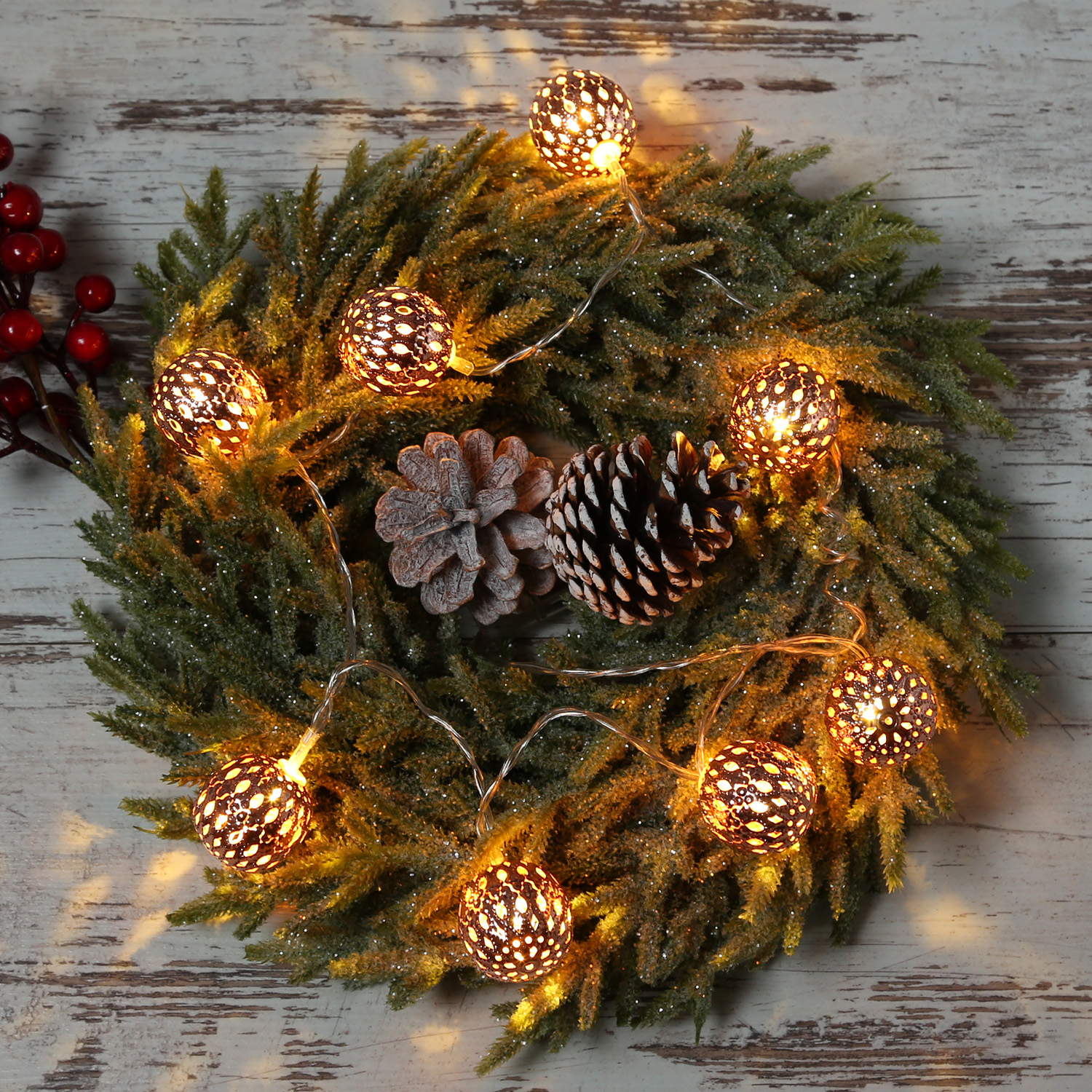 LED Dekolichterkette Metallkugeln - 8 warmweiße LED - D: 4cm - L: 0,7m - Batterie - kupferfarben LED Dekolichterkette Metallkugeln - 8 warmweiße LED - D: 4cm - L: 0,7m - Batterie - kupferfarben