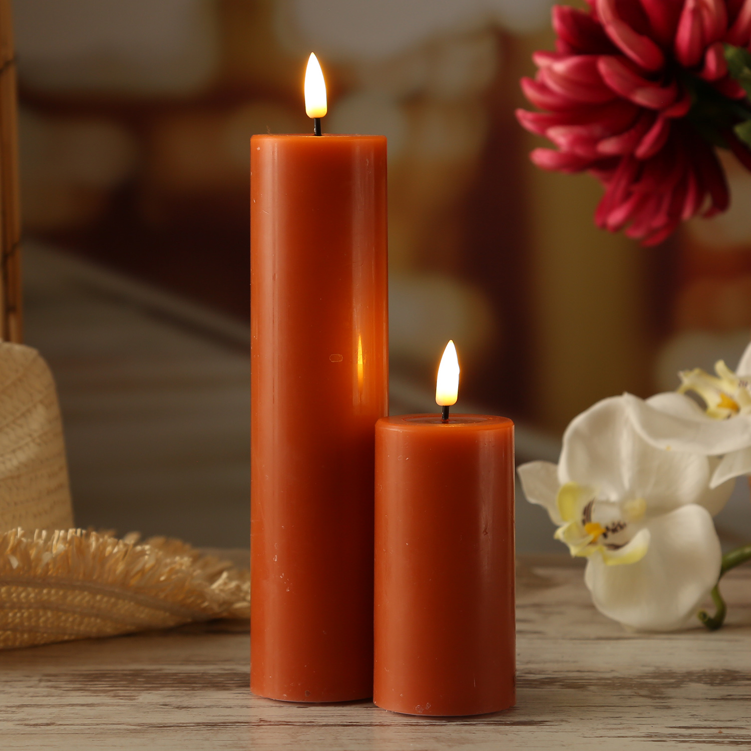 LED Stumpenkerze MIA - Echtwachs - realistische 3D Flamme - H: 20cm - D: 5cm - orange LED Stumpenkerze MIA - Echtwachs - realistische 3D Flamme - H: 20cm - D: 5cm - orange