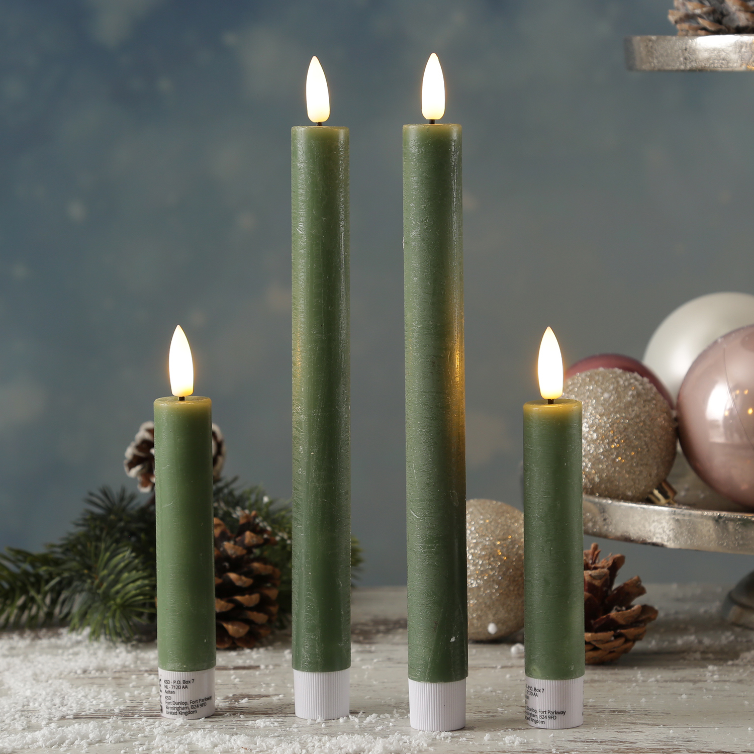 LED Stabkerzen LINA - Rustik-Optik - Echtwachs - 3D Flamme - H: 24cm - Timer - grün - 2er Set