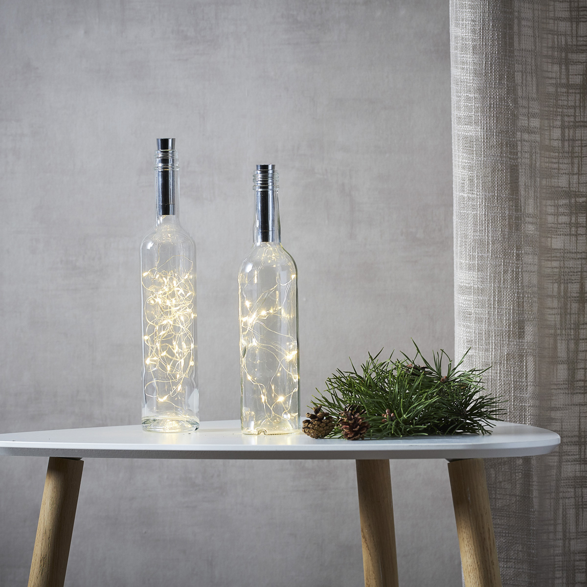 LED Drahtlichterkette "Korken" - Flaschenverschluss - 15 warmweiße LED - 0,75m - Timer - silber LED Drahtlichterkette "Korken" - Flaschenverschluss - 15 warmweiße LED - 0,75m - Timer - silber