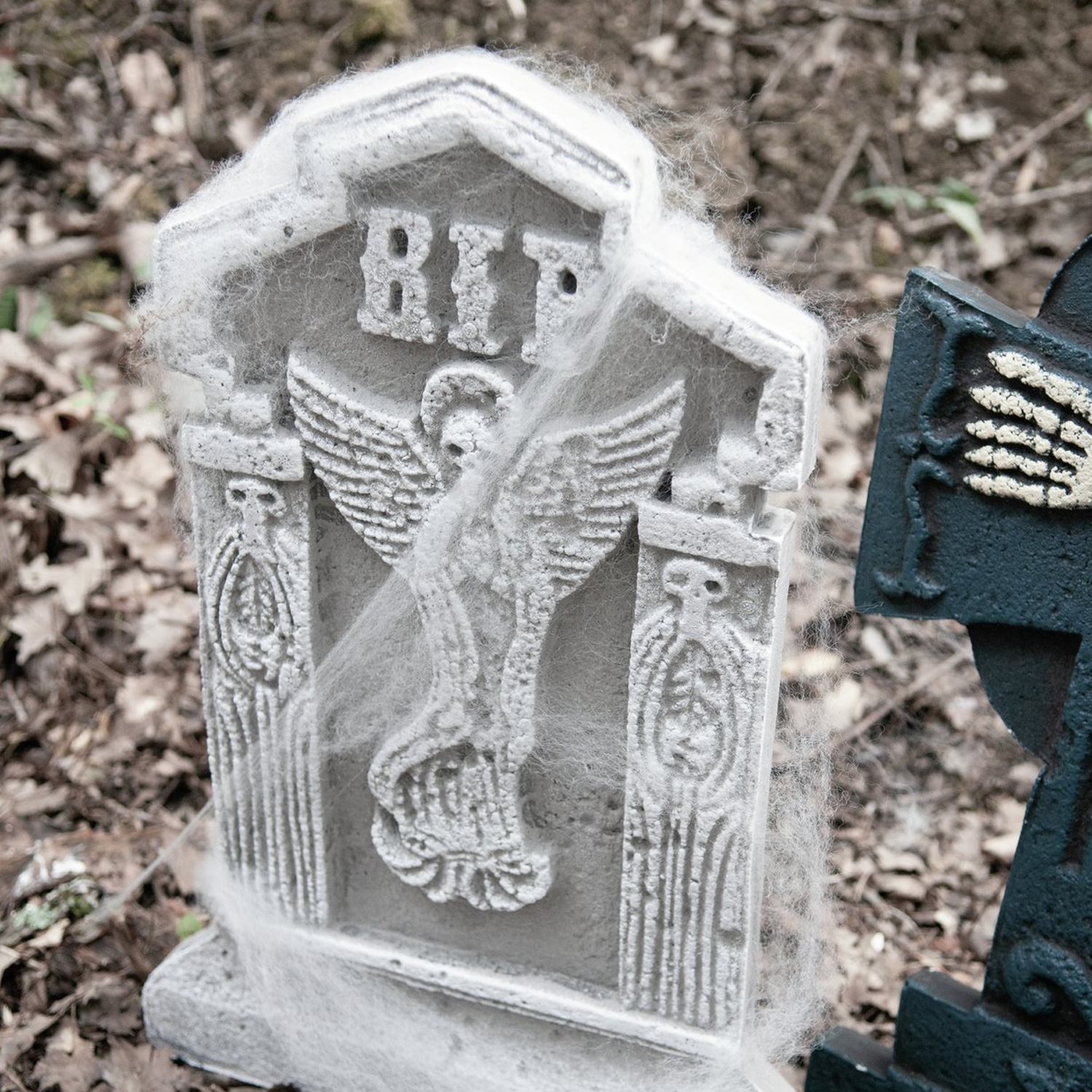 Halloween Grabsteinset "Friedhof" - Gruseldekoration innen und außen - 6-teilig