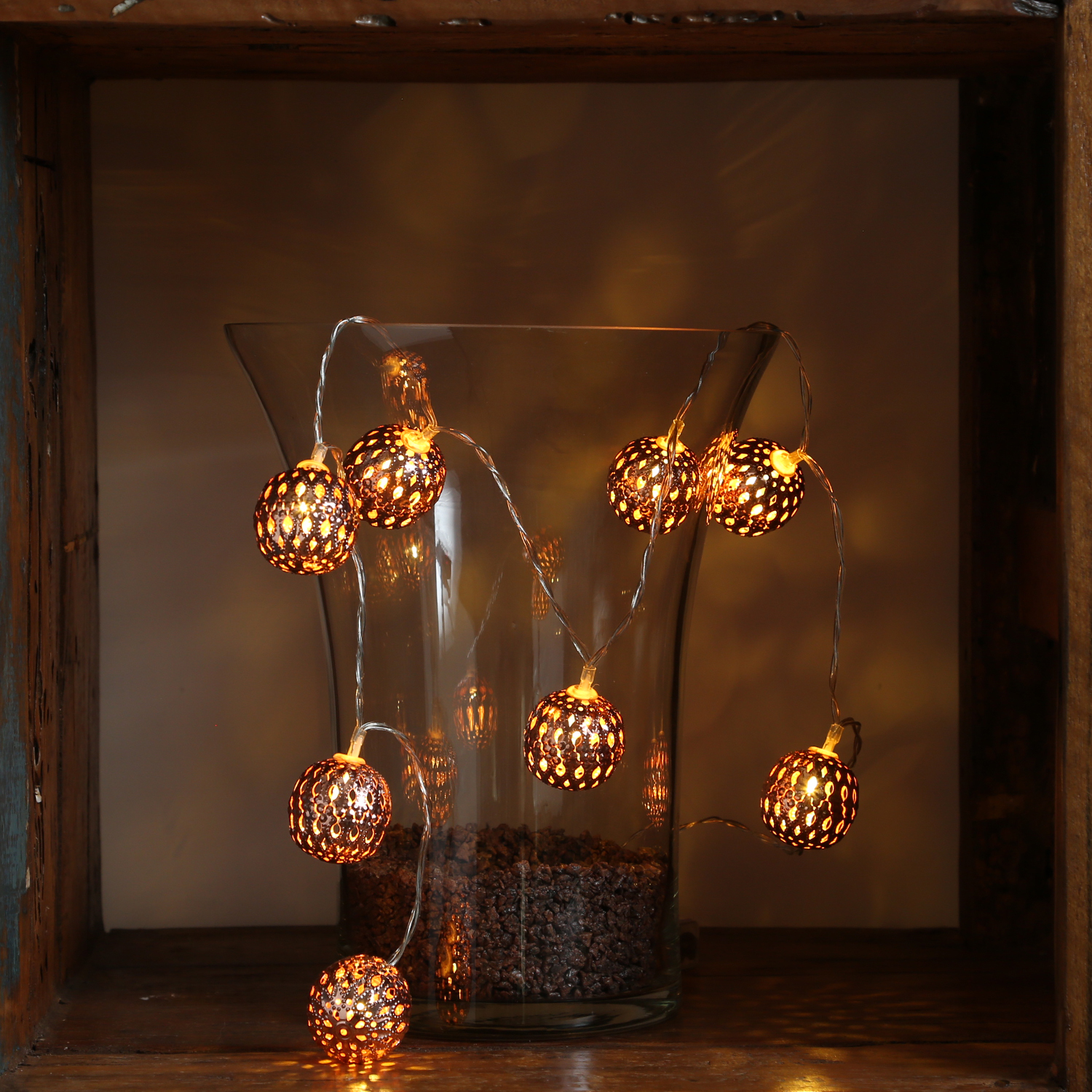 LED Dekolichterkette Metallkugeln - 8 warmweiße LED - D: 4cm - L: 0,7m - Batterie - kupferfarben LED Dekolichterkette Metallkugeln - 8 warmweiße LED - D: 4cm - L: 0,7m - Batterie - kupferfarben