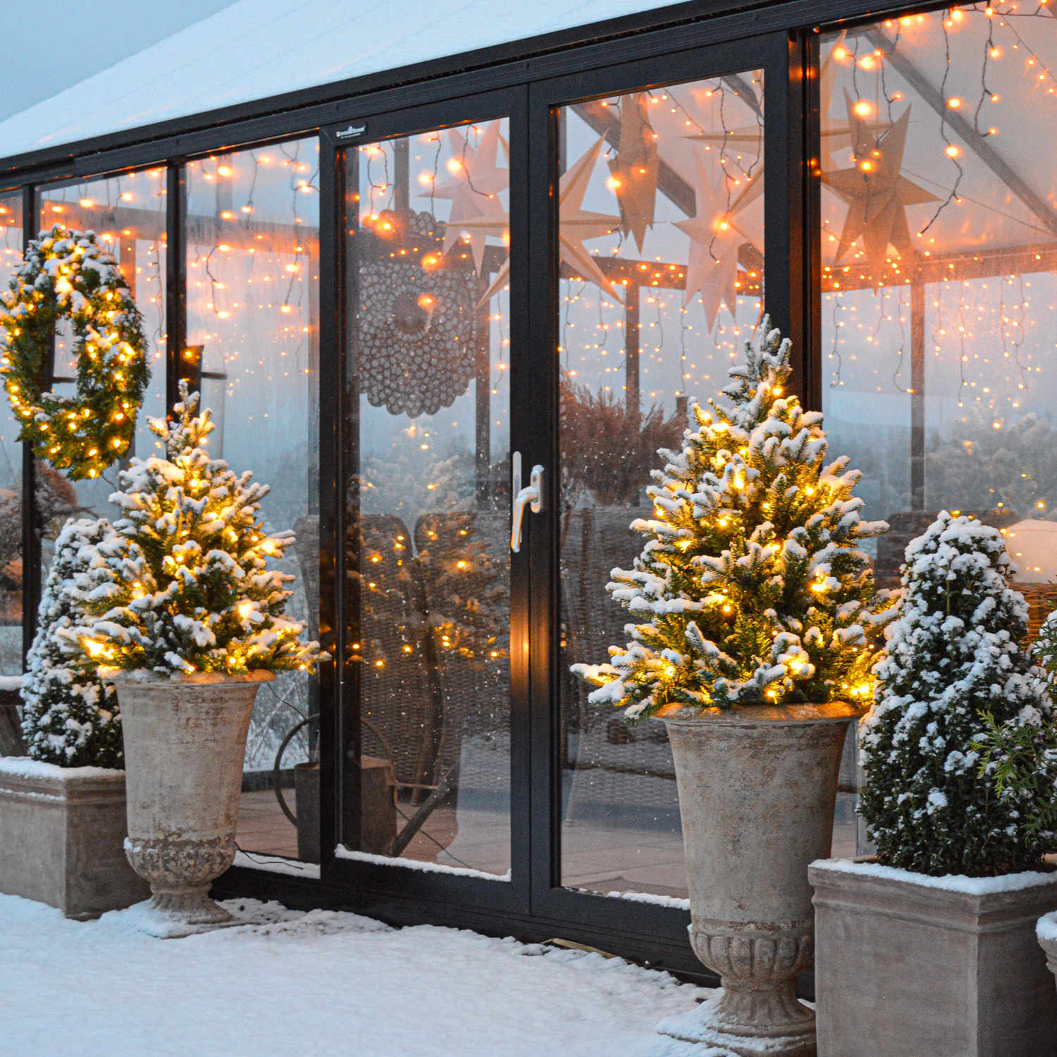 LED Lichtvorhang - Serie LED - outdoor - 120 ultra warmweiße LED - L: 1,3m, H: 2,0m - schwarzes Kabel LED Lichtvorhang - Serie LED - outdoor - 120 ultra warmweiße LED - L: 1,3m, H: 2,0m - schwarzes Kabel