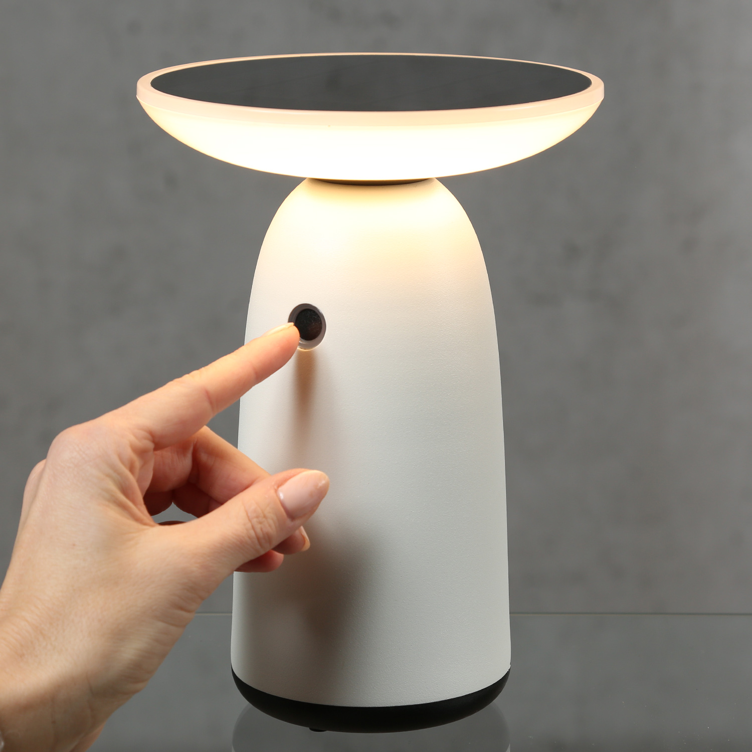 LED Solar Garten Tischleuchte - 3 Helligkeitsstufen - H: 22cm - Lichtsensor - für Außen - weiß LED Solar Garten Tischleuchte - 3 Helligkeitsstufen - H: 22cm - Lichtsensor - für Außen - weiß