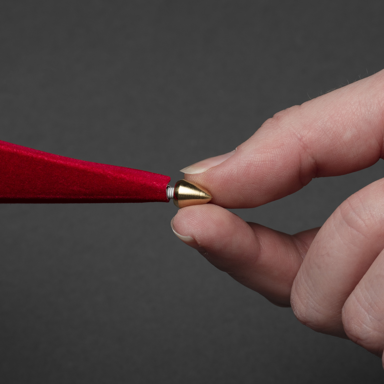 Roter Papierstern mit rotem Samt - 7-zackig - hängend - D: 78cm - inkl. E14 Fassung u. Kabel Roter Papierstern mit rotem Samt - 7-zackig - hängend - D: 78cm - inkl. E14 Fassung u. Kabel