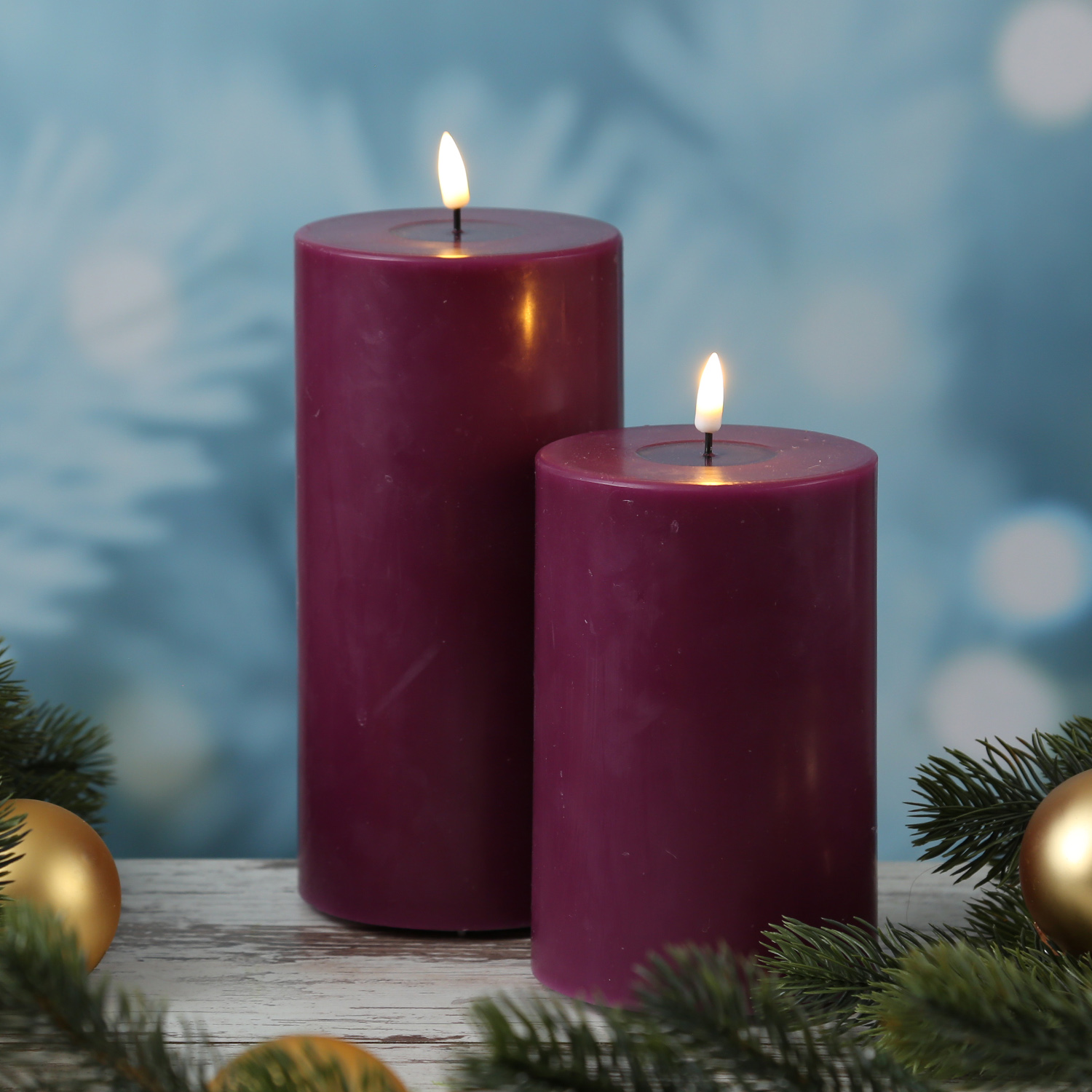 LED Stumpenkerze MIA - Echtwachs - realistische 3D Flamme - H: 20cm - D: 10cm - beere LED Stumpenkerze MIA - Echtwachs - realistische 3D Flamme - H: 20cm - D: 10cm - beere