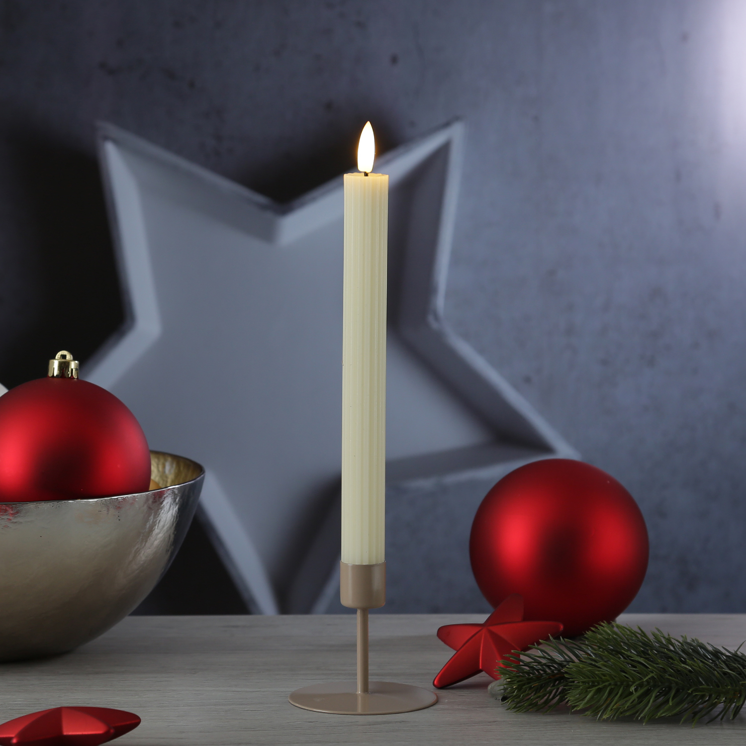 Stabkerzenhalter - Kerzenständer für Tafelkerzen - Metall - H: 7cm - D: 7,5cm - beige Stabkerzenhalter - Kerzenständer für Tafelkerzen - Metall - H: 7cm - D: 7,5cm - beige