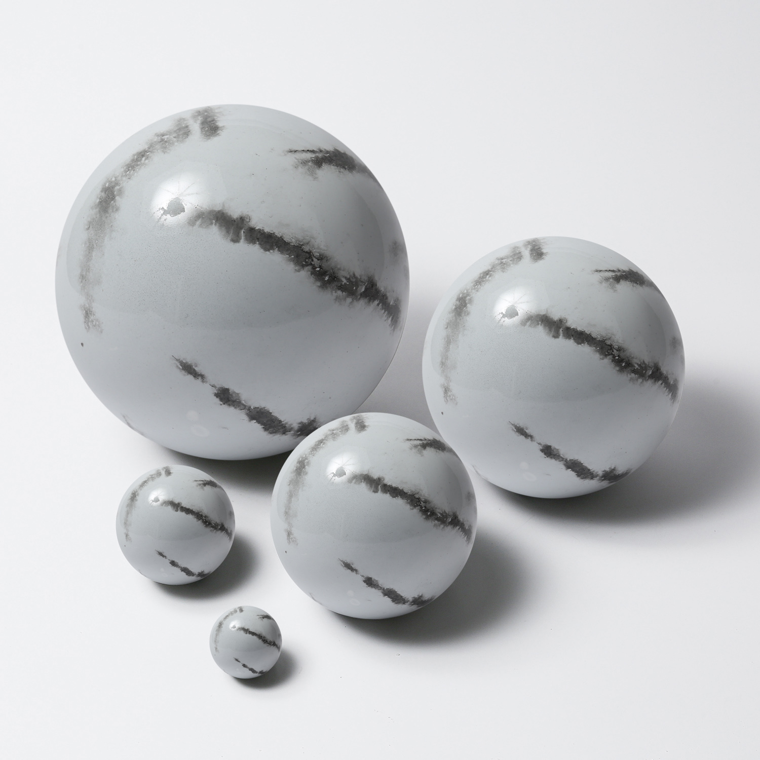 Dekokugel - Edelstahl - Marmoroptik - D: 9cm - weiß, grau Dekokugel - Edelstahl - Marmoroptik - D: 9cm - weiß, grau