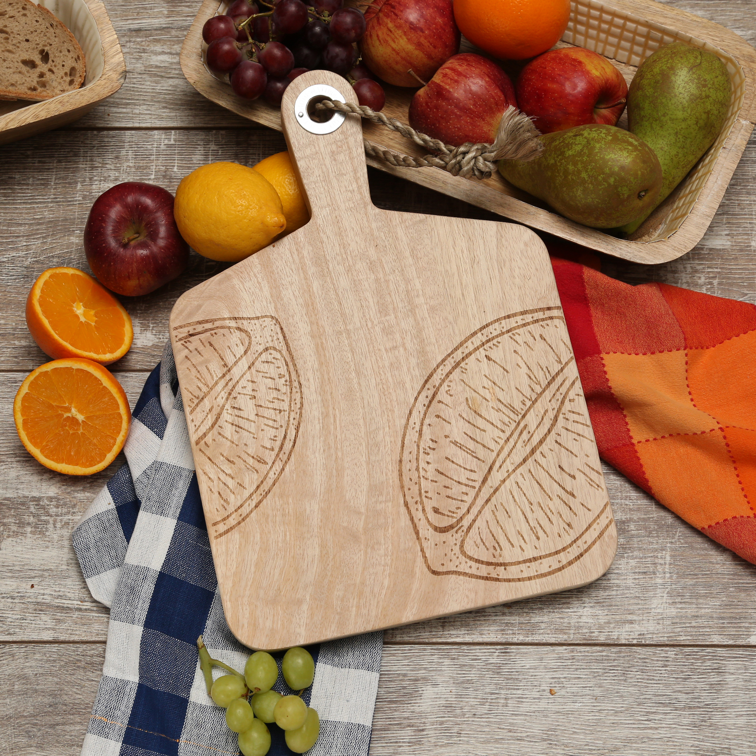 Schneidebrett - Vesperbrett - Mangoholz - Kordel - L: 38cm - Zitronenmotiv längs geschnitten - natur Schneidebrett - Vesperbrett - Mangoholz - Kordel - L: 38cm - Zitronenmotiv längs geschnitten - natur