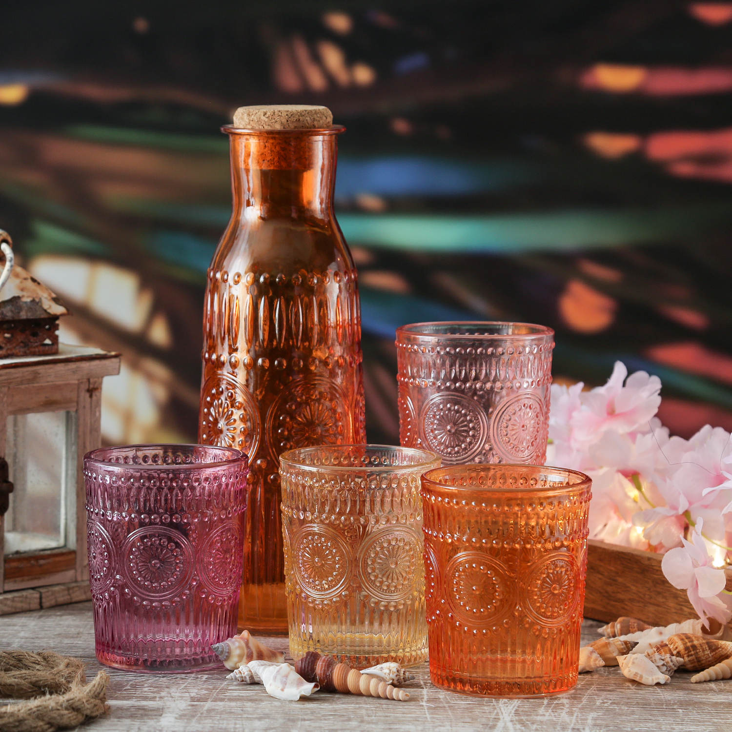Karaffe Vintage mit Blumenmuster - Glaskaraffe - Kanne mit Korkendeckel - Boho Stil - 1l - orange