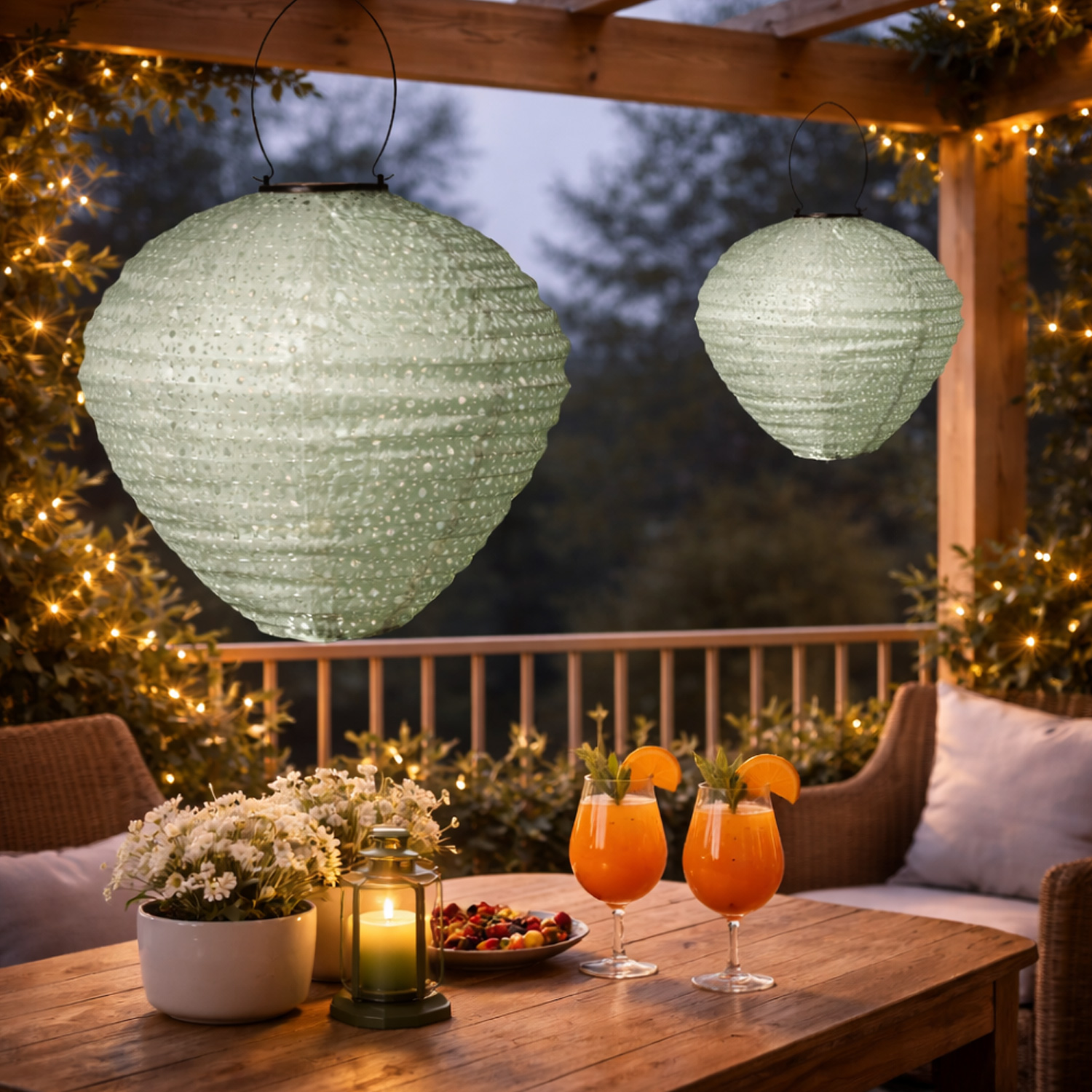 LED Solar Lampion Ballon - mit Blumenmuster - H: 30cm - D: 30cm - Lichtsensor - grün - 2er Set