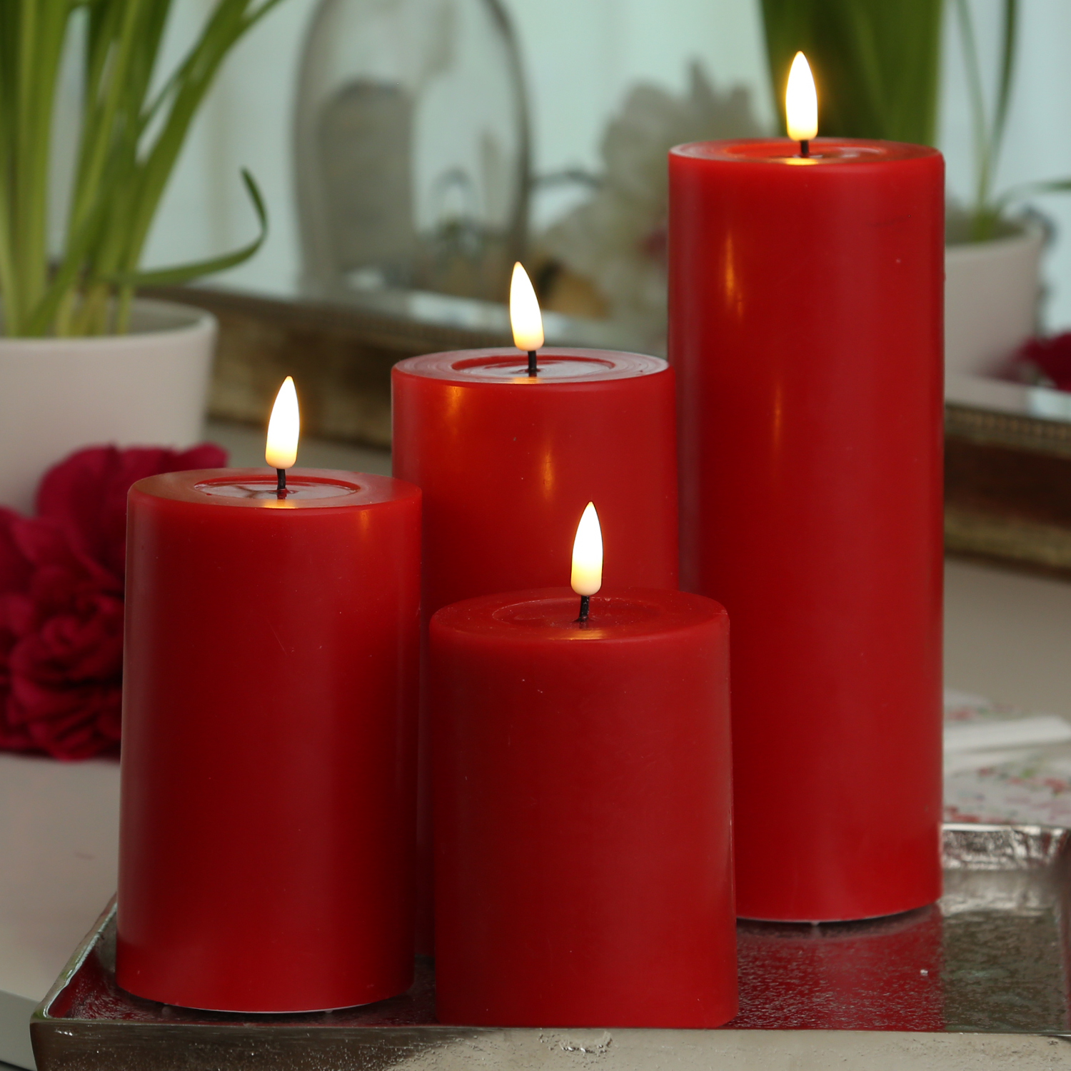 LED Stumpenkerze MIA - Echtwachs - realistische 3D Flamme - H: 12,5cm - D: 7,5cm - rot LED Stumpenkerze MIA - Echtwachs - realistische 3D Flamme - H: 12,5cm - D: 7,5cm - rot