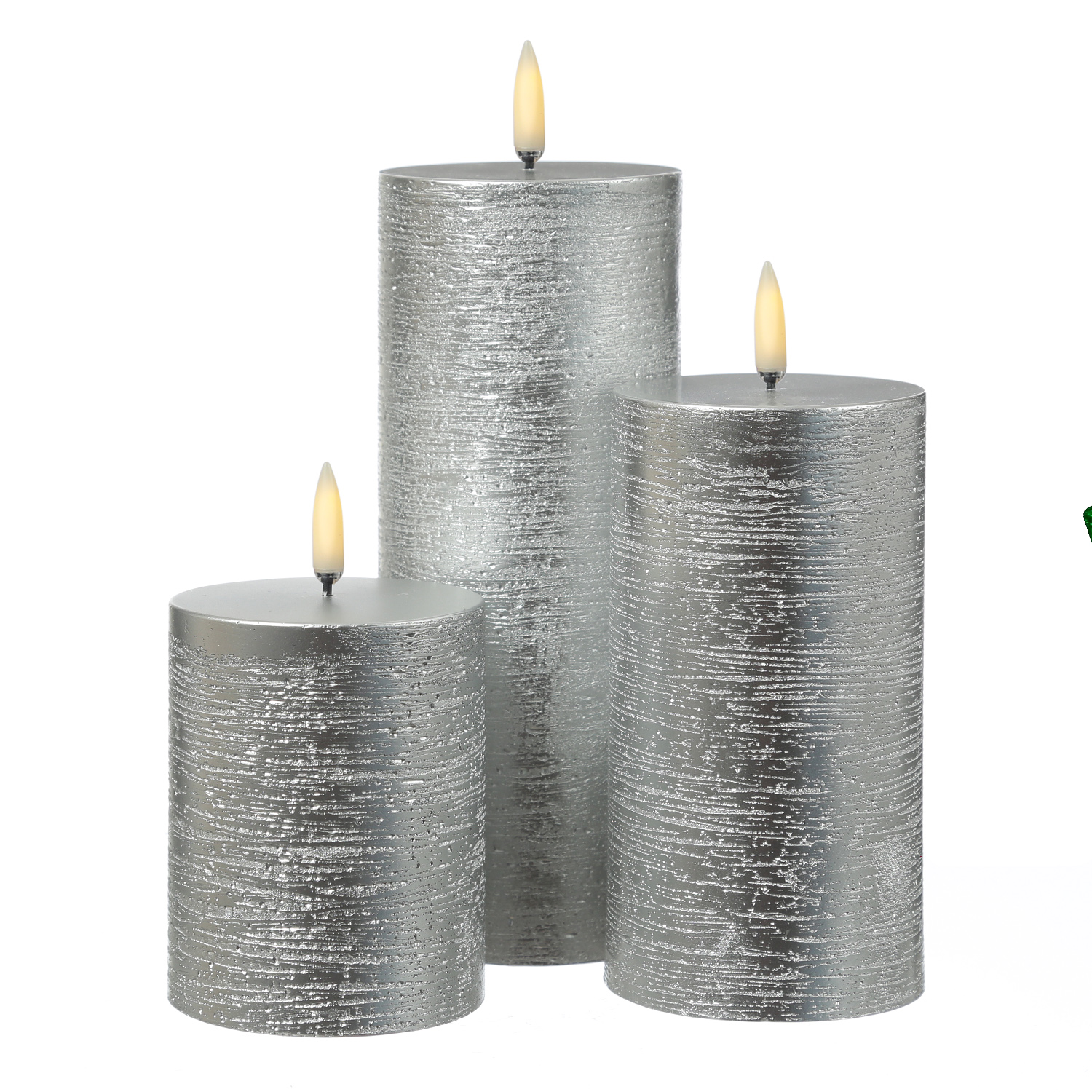 LED Kerze PIA - Rustik-Optik - Echtwachs - H: 20cm - D: 7,8cm - Timer - bis zu 1000 Std. - silber LED Kerze PIA - Rustik-Optik - Echtwachs - H: 20cm - D: 7,8cm - Timer - bis zu 1000 Std. - silber