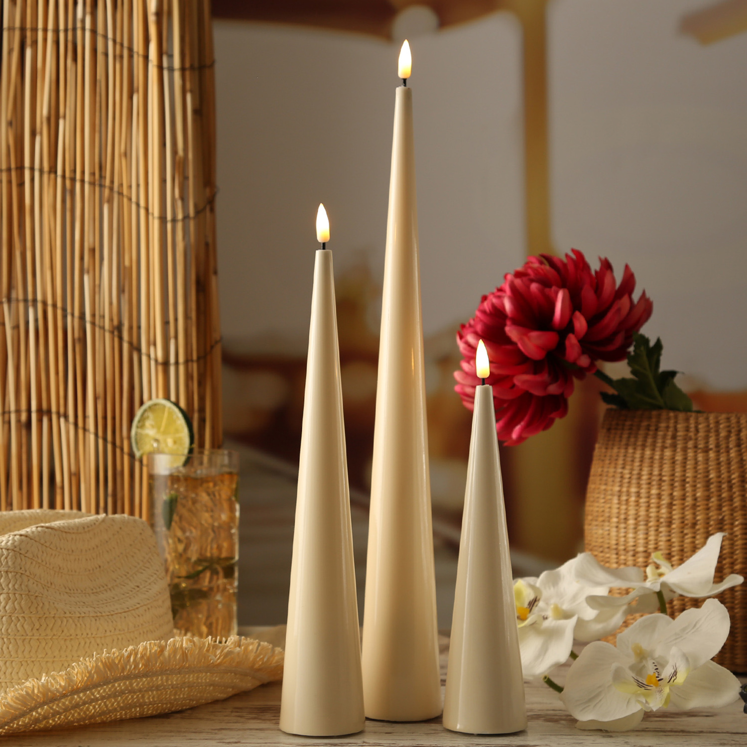 LED Kegelkerze LEA - Echtwachs - realistische 3D Flamme - H: 20cm - Batteriebetrieb - creme LED Kegelkerze LEA - Echtwachs - realistische 3D Flamme - H: 20cm - Batteriebetrieb - creme