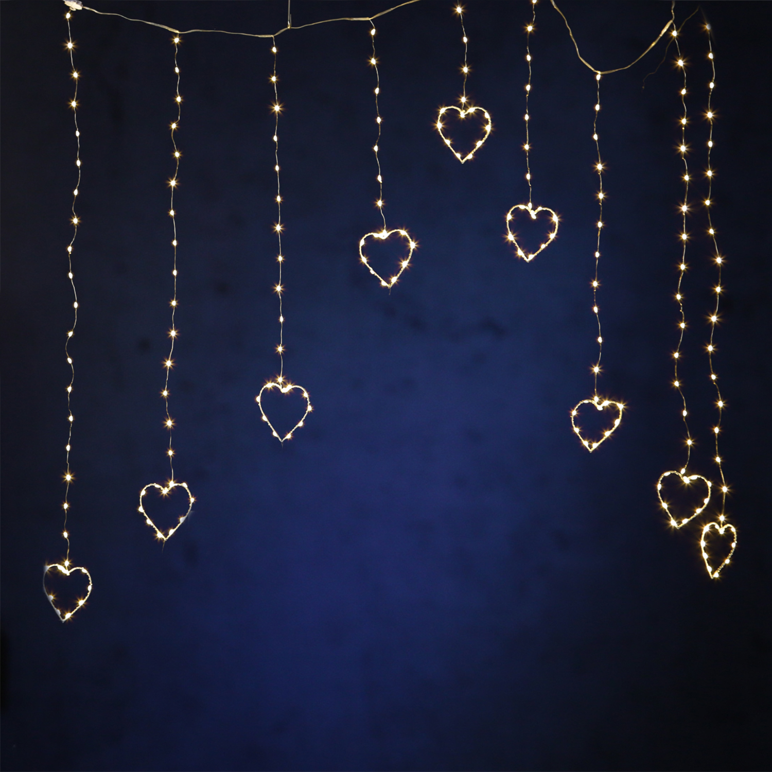 LED Lichtervorhang HERZEN - 206 warmweiße LED - 120x100cm - Timer - 8 Funkionen - für Außen LED Lichtervorhang HERZEN - 206 warmweiße LED - 120x100cm - Timer - 8 Funkionen - für Außen