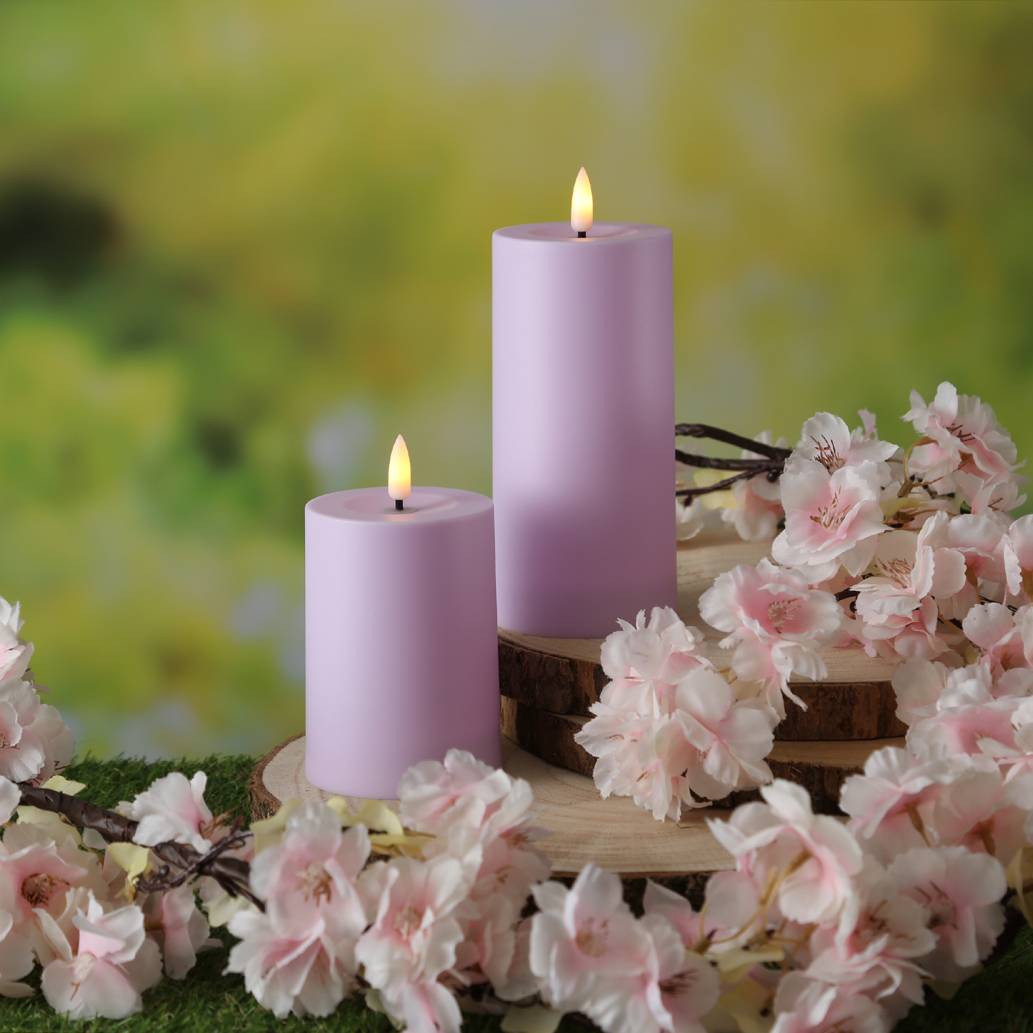LED Solar Kerze - Outdoorkerze - H: 15cm, D: 7cm - Dämmerungssensor - für Außen - lila