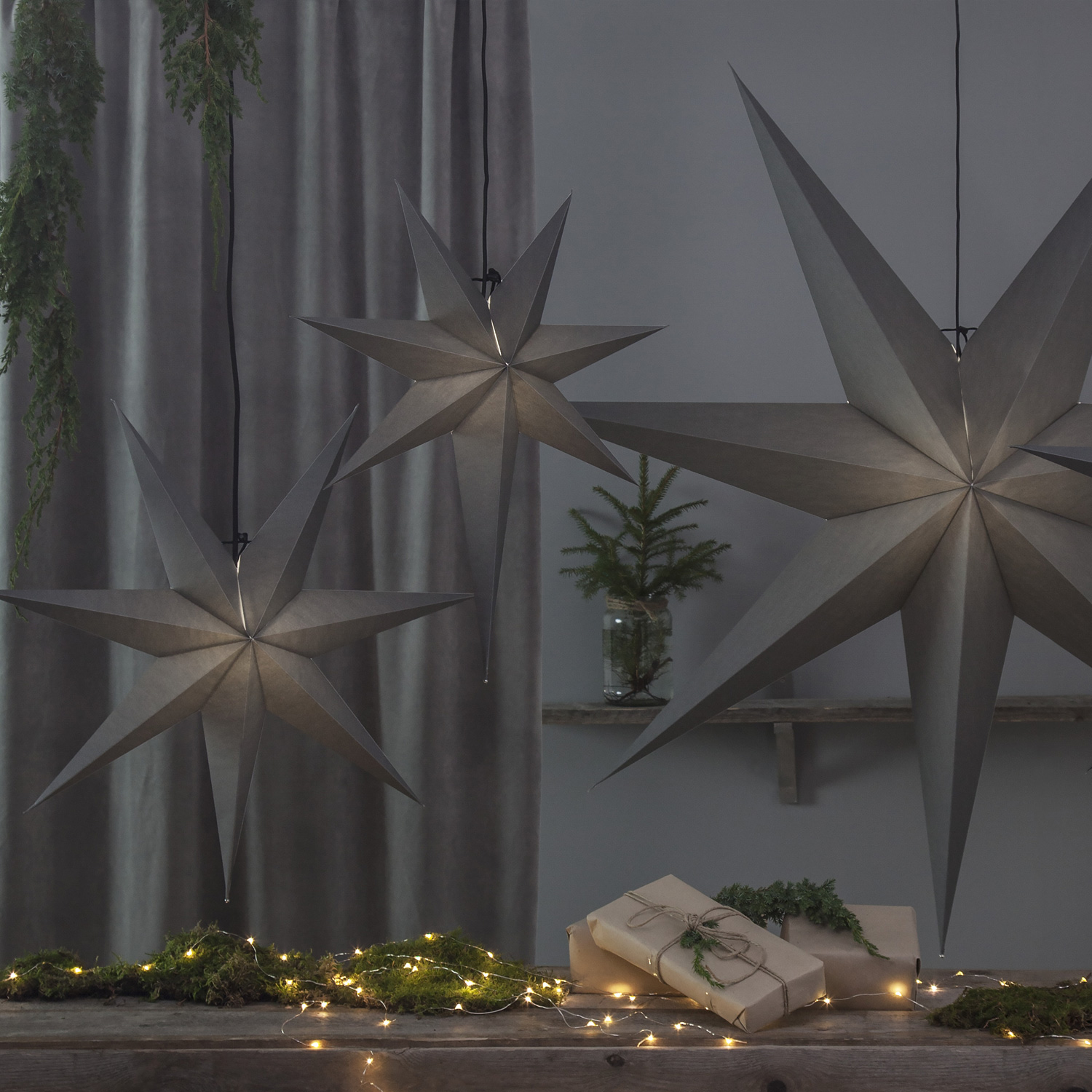 Papierstern "Ozen" - hängend - 7-zackig - Ø 55cm, H: 65cm - E14 Fassung - inkl. Kabel - anthrazit Papierstern "Ozen" - hängend - 7-zackig - Ø 55cm, H: 65cm - E14 Fassung - inkl. Kabel - anthrazit