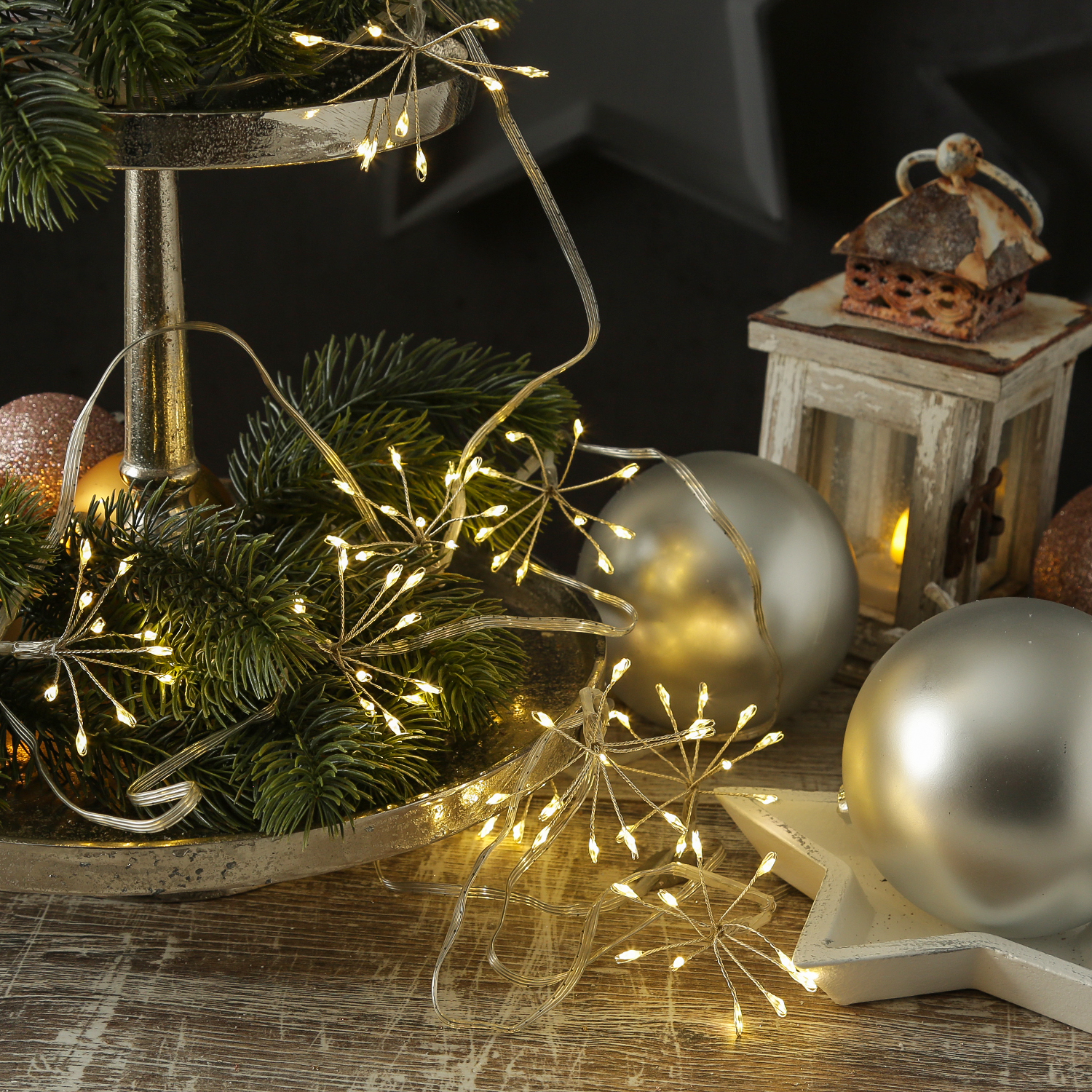 LED Lichterkette Pusteblume - Feuerwerk Blume - 90 Tautropfen LED - 9 Blüten - L:2m - Timer - silber LED Lichterkette Pusteblume - Feuerwerk Blume - 90 Tautropfen LED - 9 Blüten - L:2m - Timer - silber