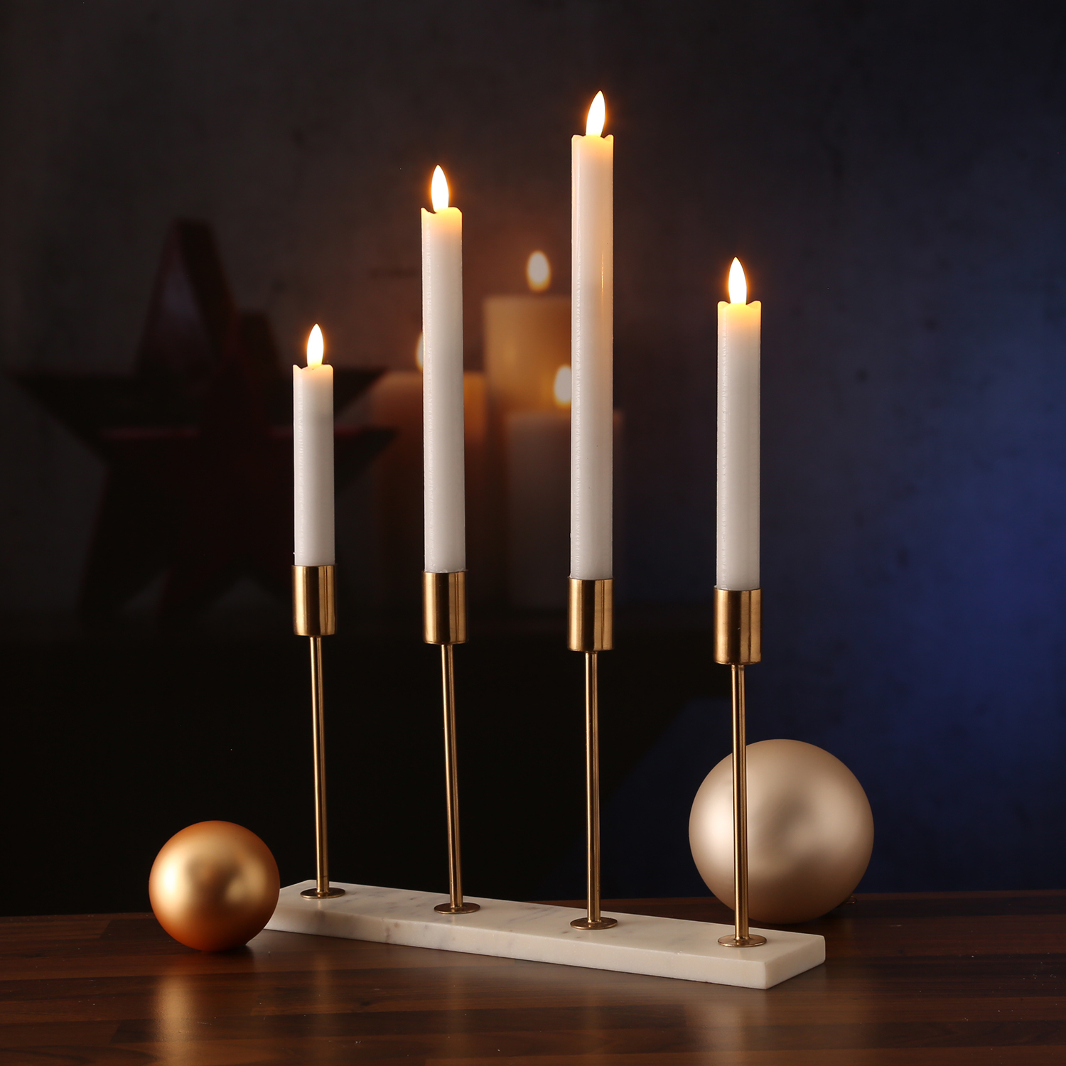 Stabkerzenhalter - Mamoroptik - Metall - 4 goldfarbene Kerzenhalterungen - H: 20cm - weiß Stabkerzenhalter - Mamoroptik - Metall - 4 goldfarbene Kerzenhalterungen - H: 20cm - weiß