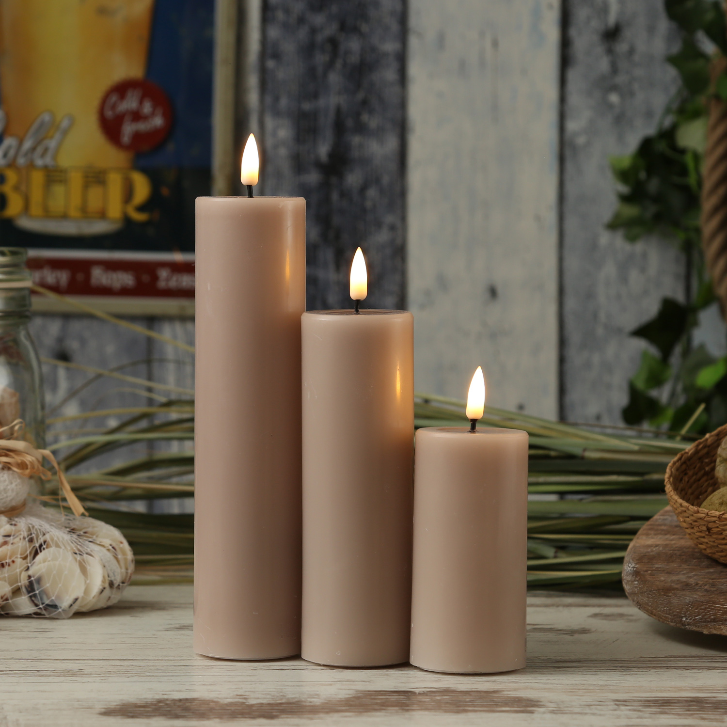 LED Stumpenkerze MIA - Echtwachs - realistische 3D Flamme - H: 10cm - D: 5cm - altrosa