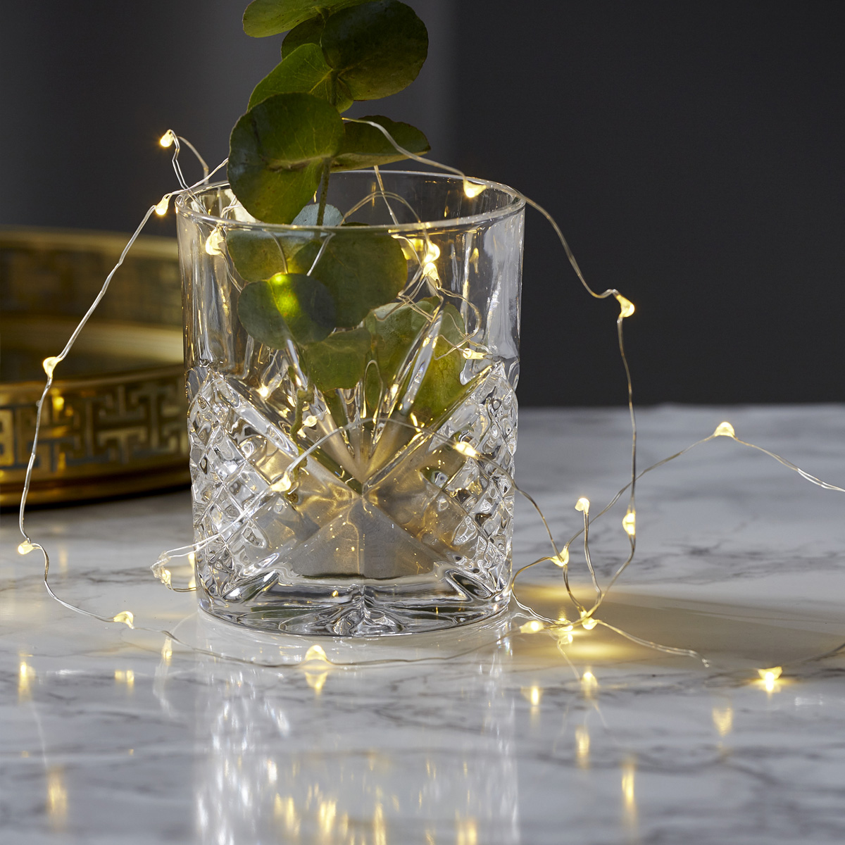 LED Drahtlichterkette "Dew Drop" - 20 warmweiße LED - silberner Draht - 1m - Batteriebetrieb - Timer LED Drahtlichterkette "Dew Drop" - 20 warmweiße LED - silberner Draht - 1m - Batteriebetrieb - Timer