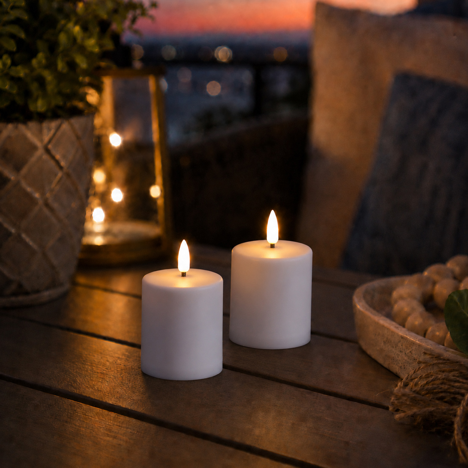 LED Mini Kerzen/Grabkerzen - H: 10cm/D: 6,1cm - Timer/Sensor - für Innen/Außen - bis 1200h - 2er Set