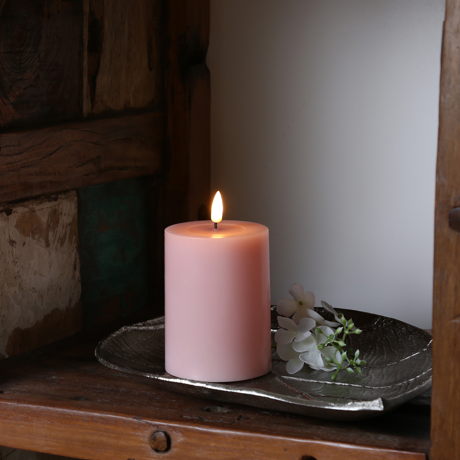 LED Stumpenkerze MIA - Echtwachs - realistische 3D Flamme - H: 10cm - Batteriebetrieb - rosa LED Stumpenkerze MIA - Echtwachs - realistische 3D Flamme - H: 10cm - Batteriebetrieb - rosa