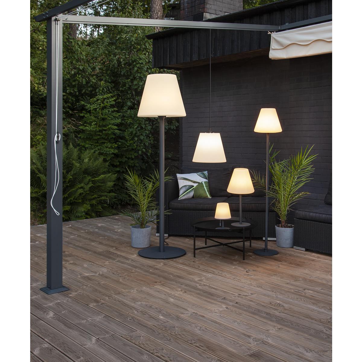 Garten Beistelllampe/Stehlampe - H: 187cm - weißer Lampenschirm, D: 50cm - E27 Fassung - Outdoor Garten Beistelllampe/Stehlampe - H: 187cm - weißer Lampenschirm, D: 50cm - E27 Fassung - Outdoor