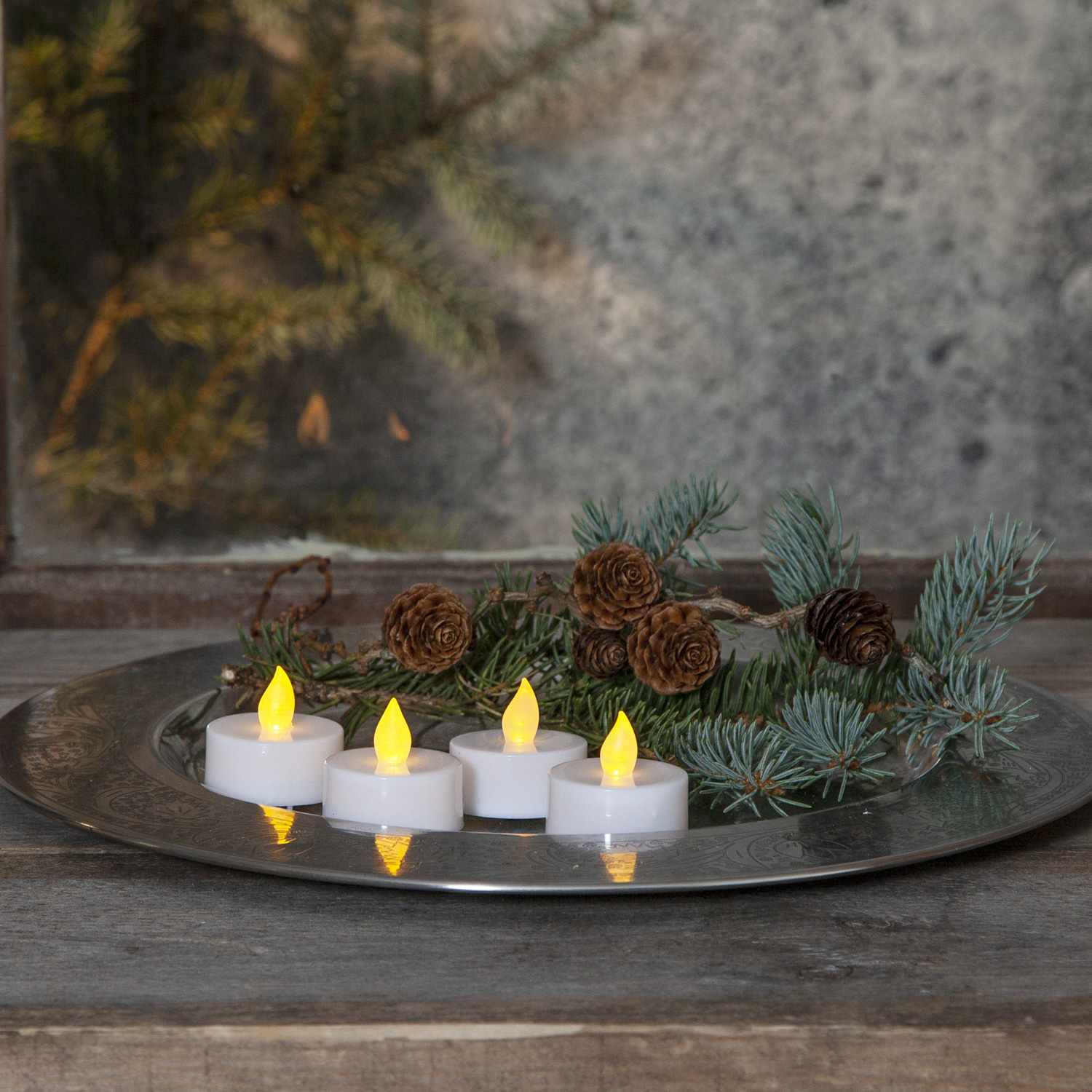 LED Teelicht "Paulo" - warmweiße flackernde Flamme - Batteriebetrieb - H: 4cm - 4er Set LED Teelicht "Paulo" - warmweiße flackernde Flamme - Batteriebetrieb - H: 4cm - 4er Set