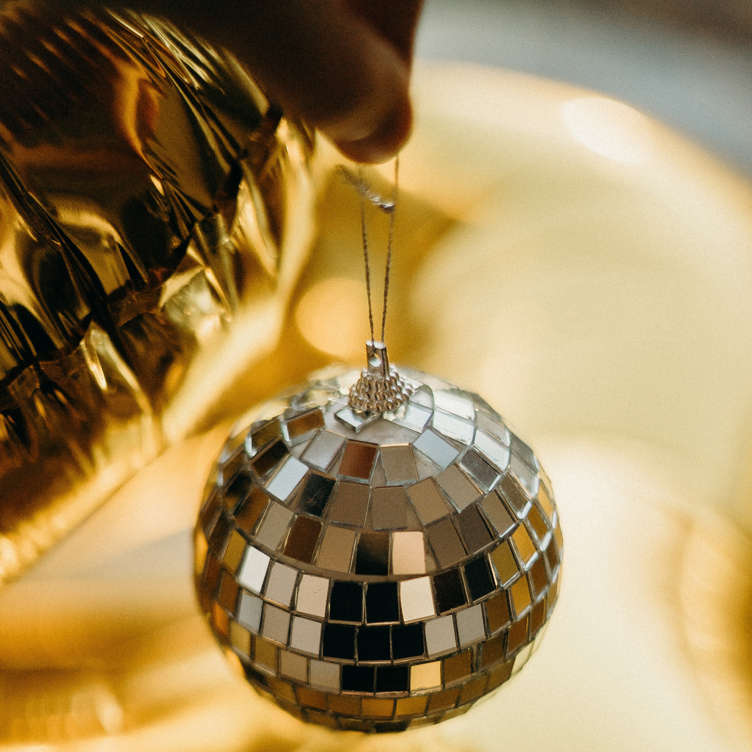 Spiegelkugel SET 12x5cm silber - DEKO - Baumschmuck Dekoration Spiegelkugel SET 12x5cm silber - DEKO - Baumschmuck Dekoration