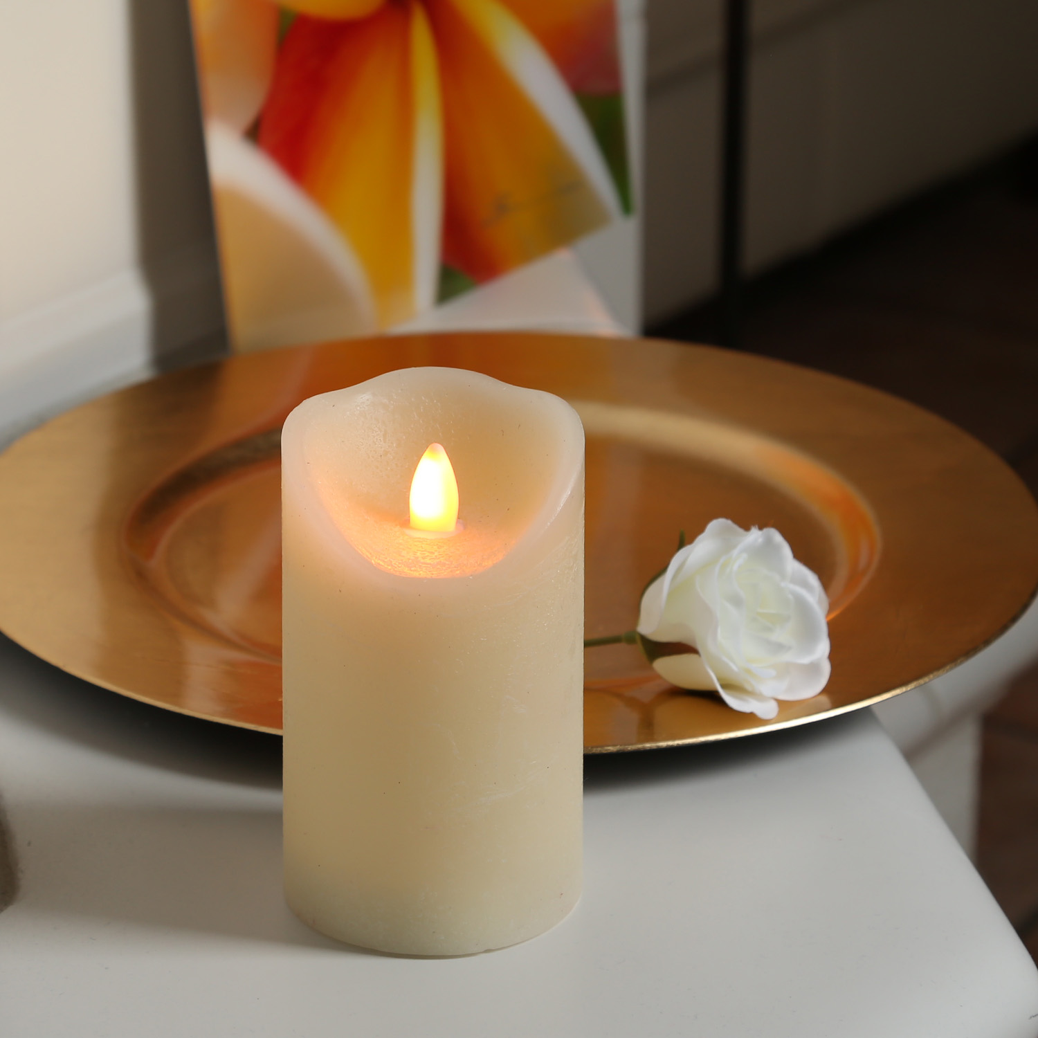 LED Kerze GLOW - Echtwachs - warmweiss glimmende Flamme - H- 12-5cm- D- 7-5cm - Timer - creme LED Kerze GLOW - Echtwachs - warmweiss glimmende Flamme - H- 12-5cm- D- 7-5cm - Timer - creme