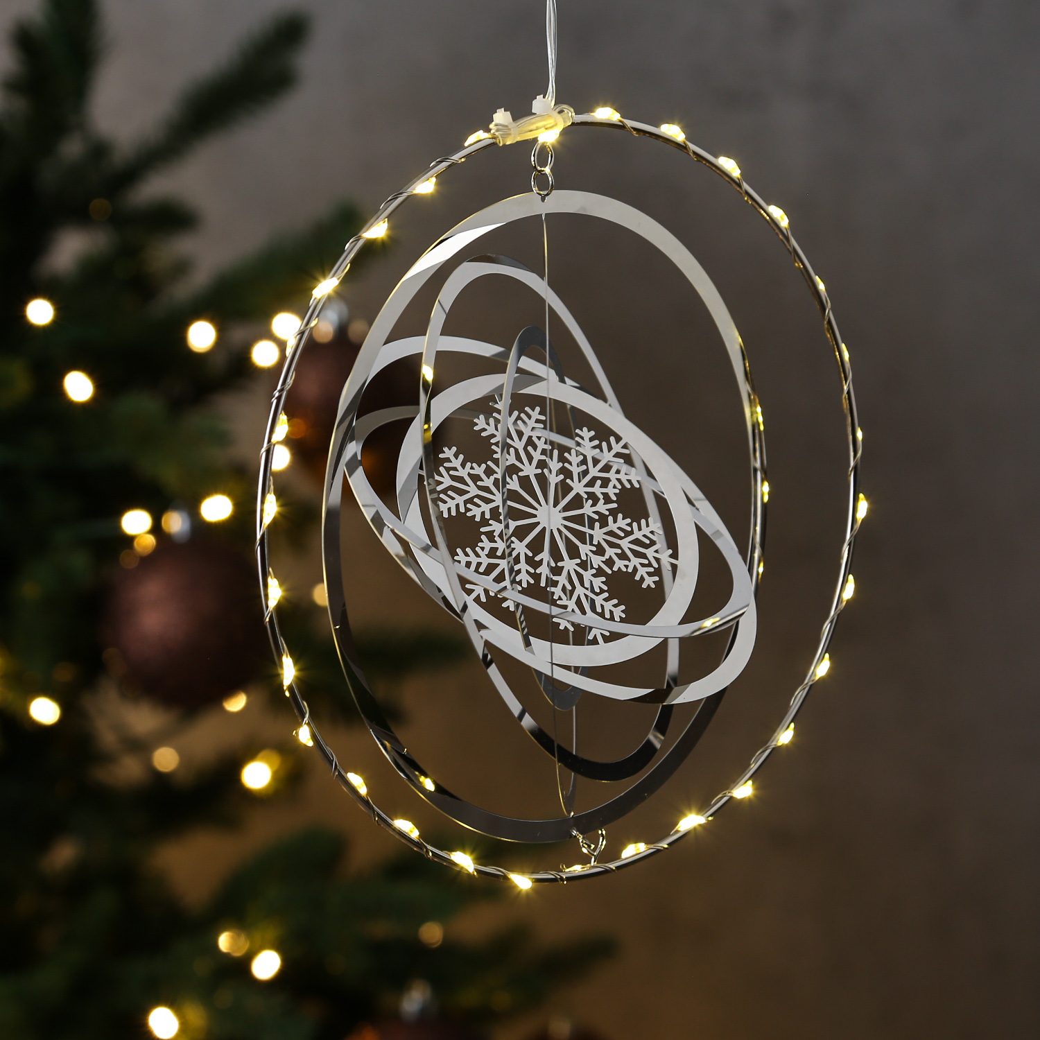 LED Kreis mit Schneeflocke - 3D Dekohänger - 30 warmweiße LED - D: 20cm - Timer - silber LED Kreis mit Schneeflocke - 3D Dekohänger - 30 warmweiße LED - D: 20cm - Timer - silber