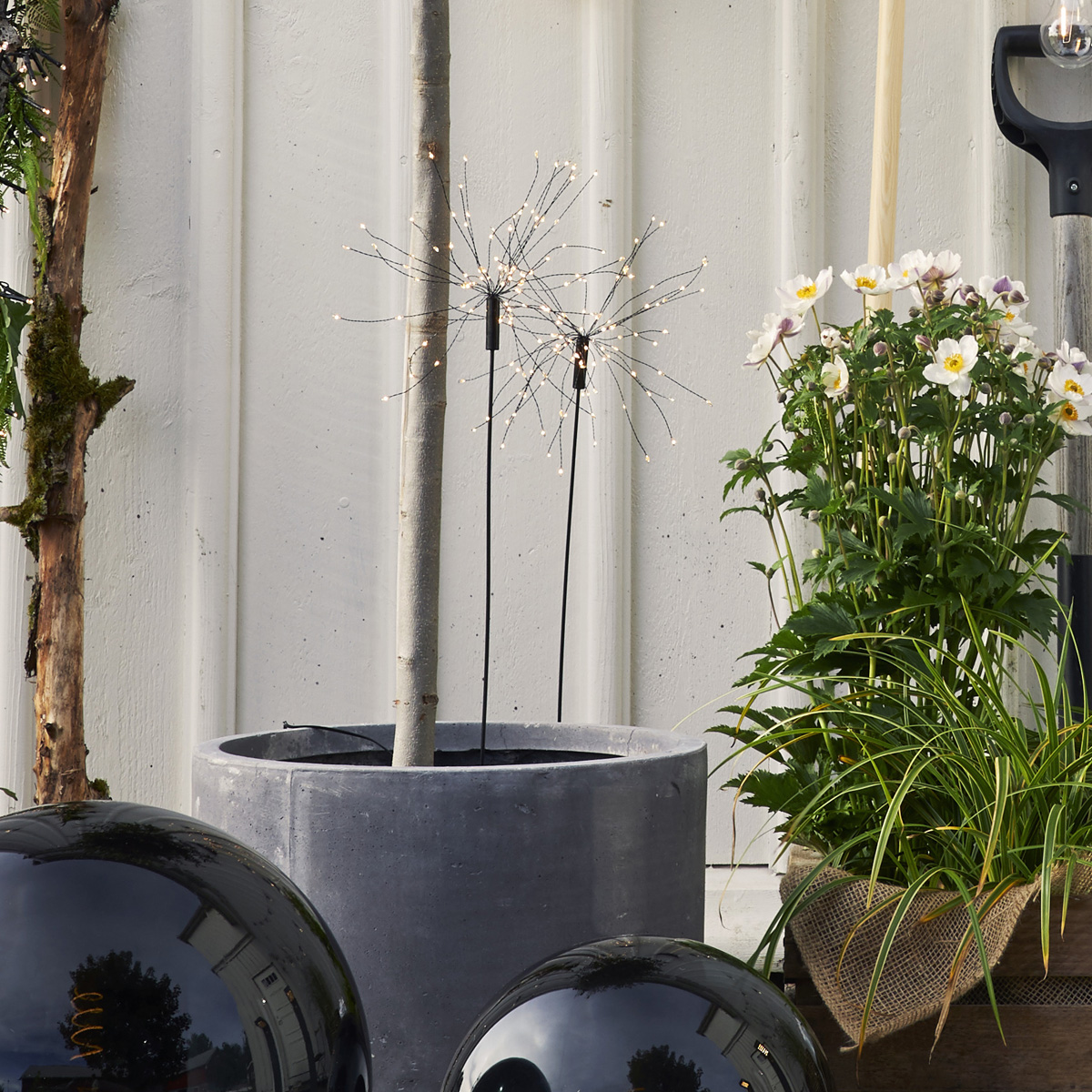 LED Dekostab "Firework" - H: 110cm - 160 kleine warmweiße LED - inkl. Trafo - outdoor - schwarz LED Dekostab "Firework" - H: 110cm - 160 kleine warmweiße LED - inkl. Trafo - outdoor - schwarz