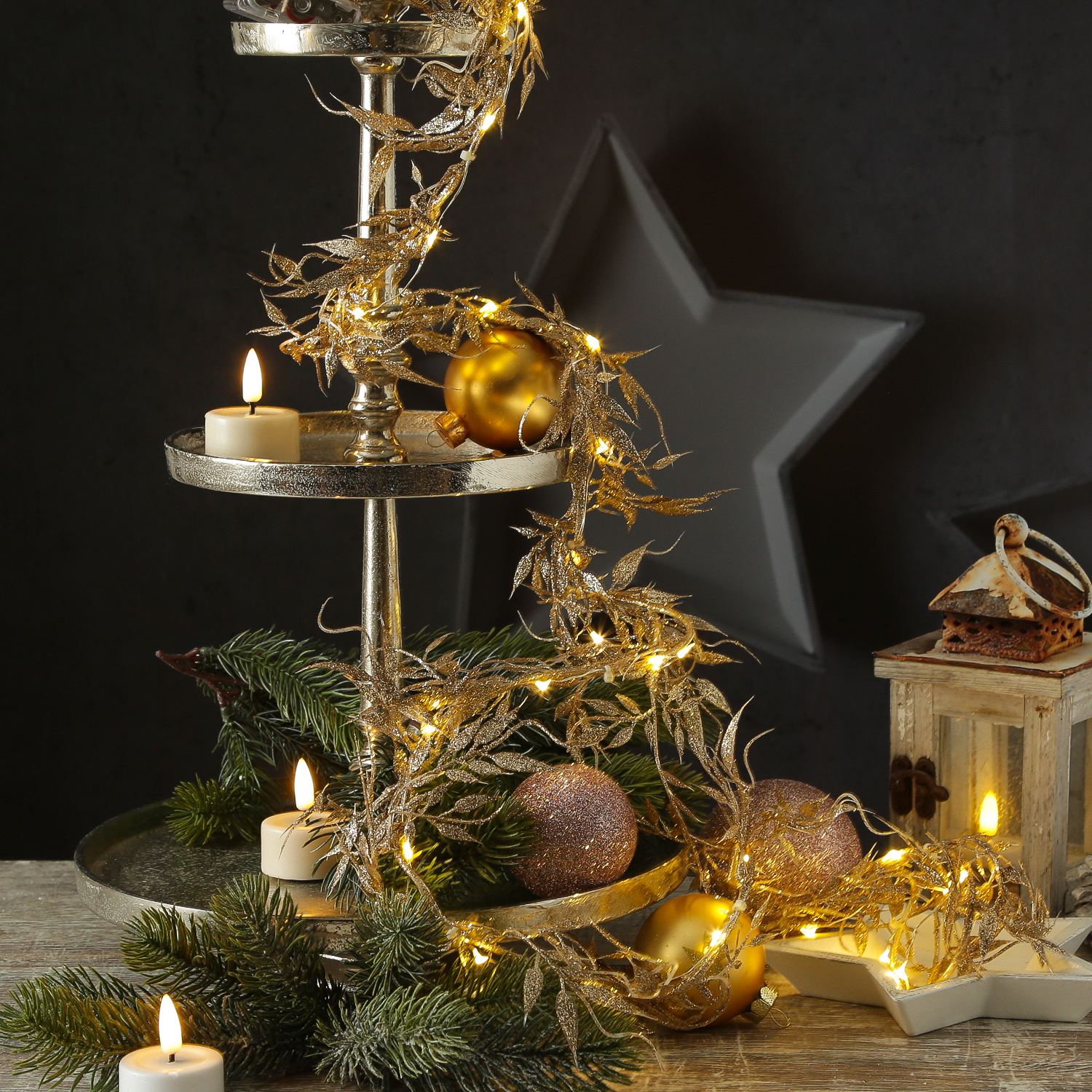 LED Drahtlichterkette Blätter mit Glitzer - 30 warmweiße LED - L: 150cm - Timer - Batterie - gold LED Drahtlichterkette Blätter mit Glitzer - 30 warmweiße LED - L: 150cm - Timer - Batterie - gold