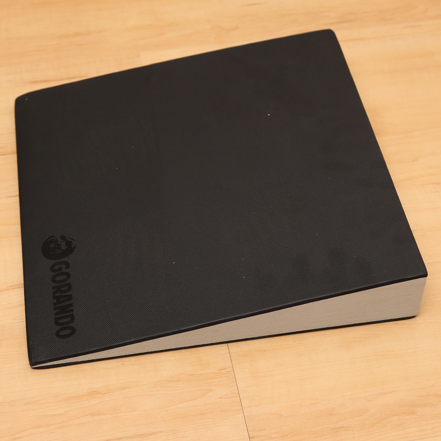 Keilkissen - Sitzkissen in Keilform - orthopädisches Sitzkissen und Fußkeil - Fußstütze Keilkissen - Sitzkissen in Keilform - orthopädisches Sitzkissen und Fußkeil - Fußstütze