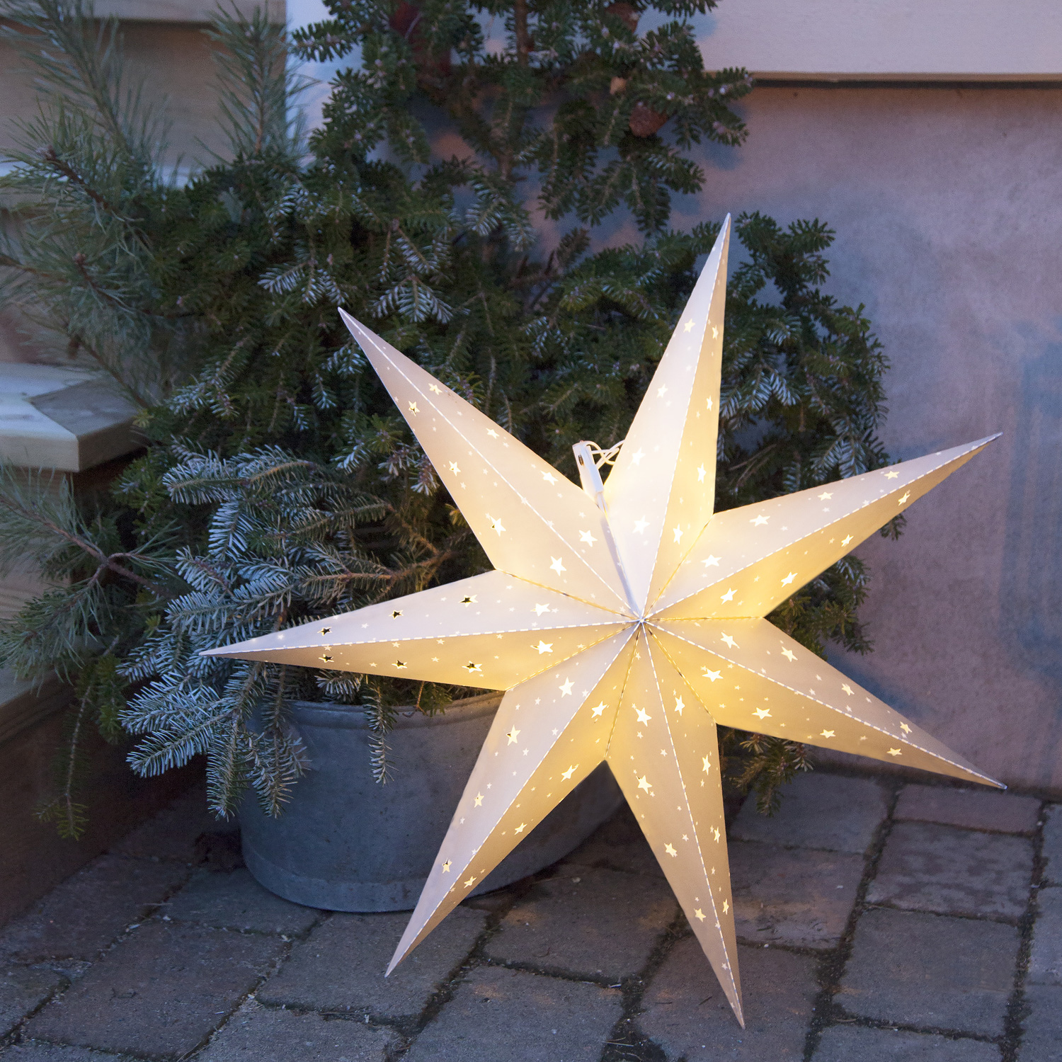 LED Outdoor Stern "Alice" - hängend - 7-zackig - 12 warmweiße LED - D: 60cm - Batterie - Timer - weiß LED Outdoor Stern "Alice" - hängend - 7-zackig - 12 warmweiße LED - D: 60cm - Batterie - Timer - weiß