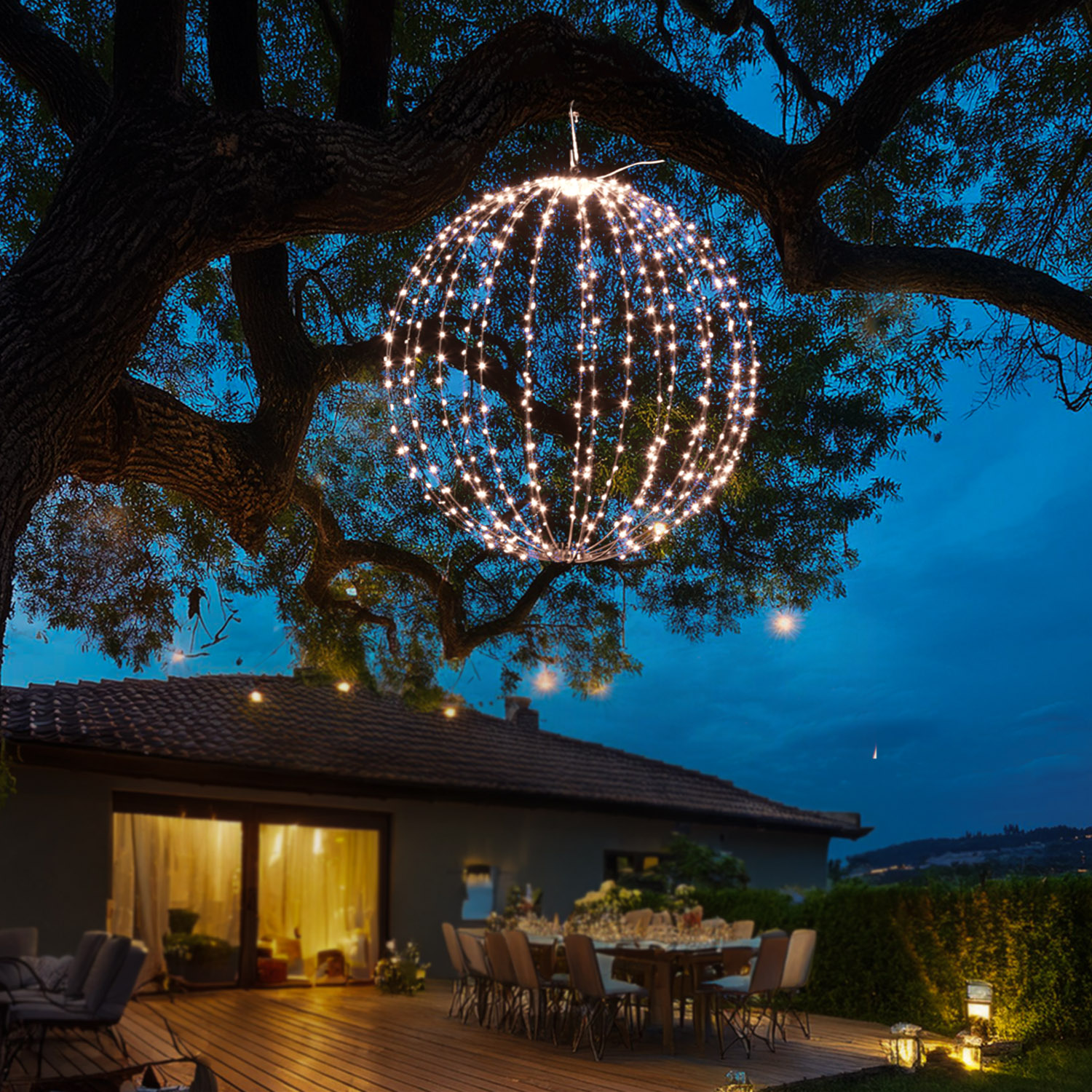 LED Drahtkugel - 3D Leuchtkugel - D: 58cm - 480 warmweiße LED - faltbar - 8 Modi/Timer - Innen/Außen