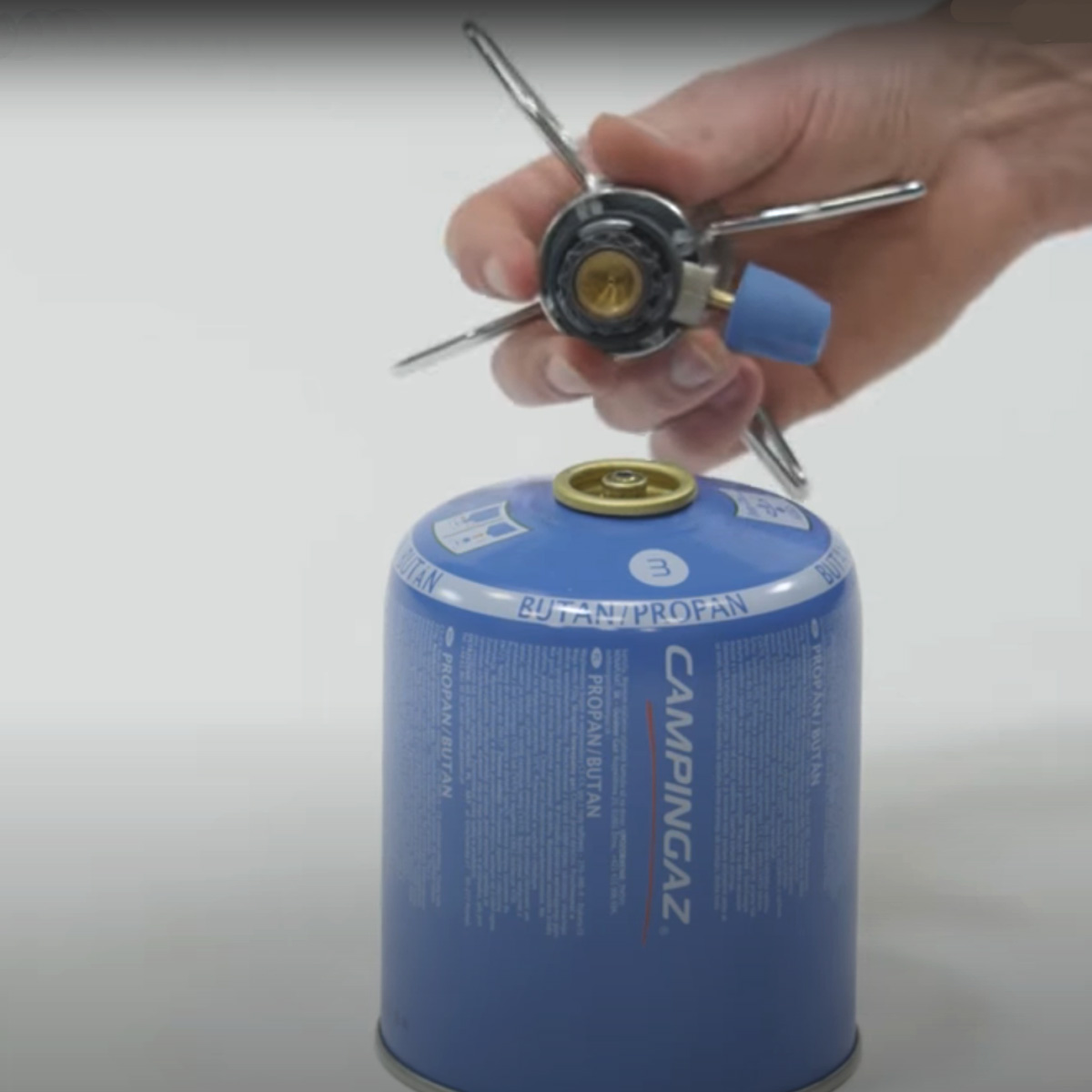 Campingaz CV 300 Plus Ventil-Gas-Kartusche (240g) Campingaz CV 300 Plus Ventil-Gas-Kartusche (240g)