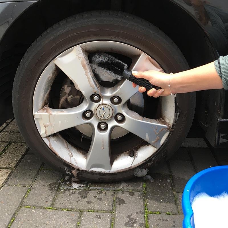 Felgenbürste Profi 27cm - Starke Borsten - Anti-Rutsch-Griff
