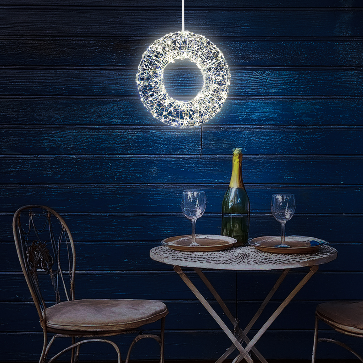 LED Kranz mit Drahtlichterkette - Lichterkranz mit 400 warmweißen LED - D: 28cm - Timer - Außen LED Kranz mit Drahtlichterkette - Lichterkranz mit 400 warmweißen LED - D: 28cm - Timer - Außen